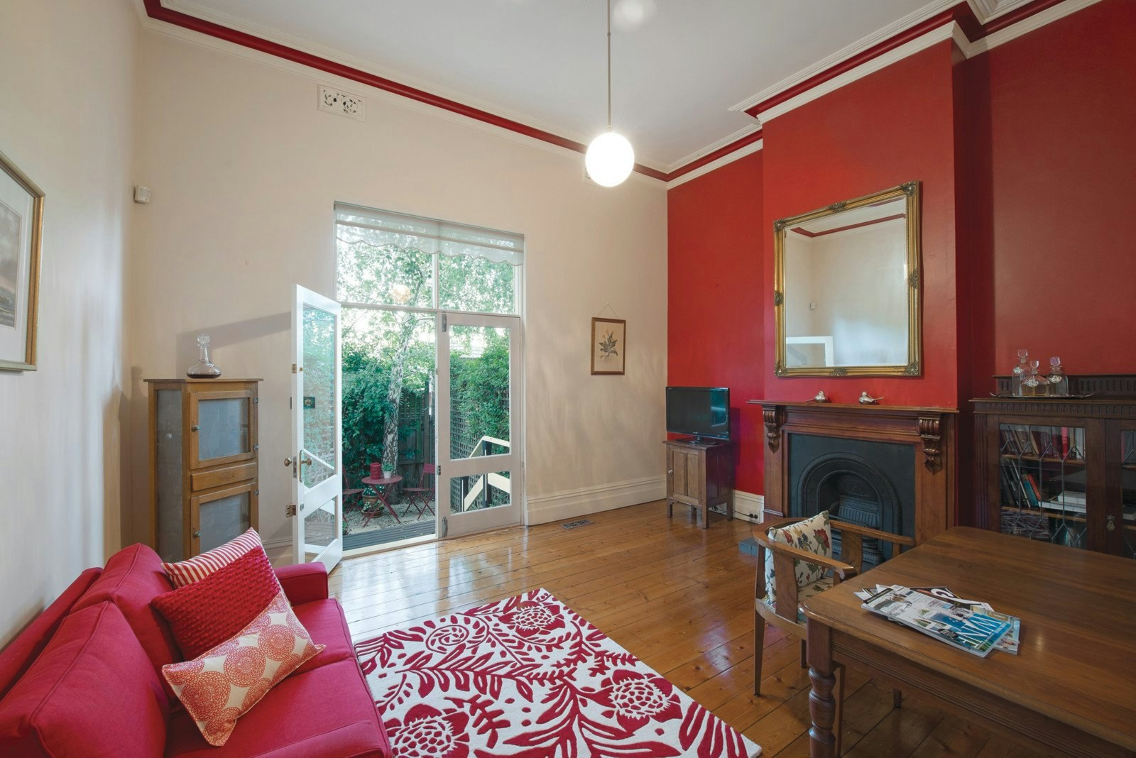 6 Middlesex Road, Surrey Hills, VIC