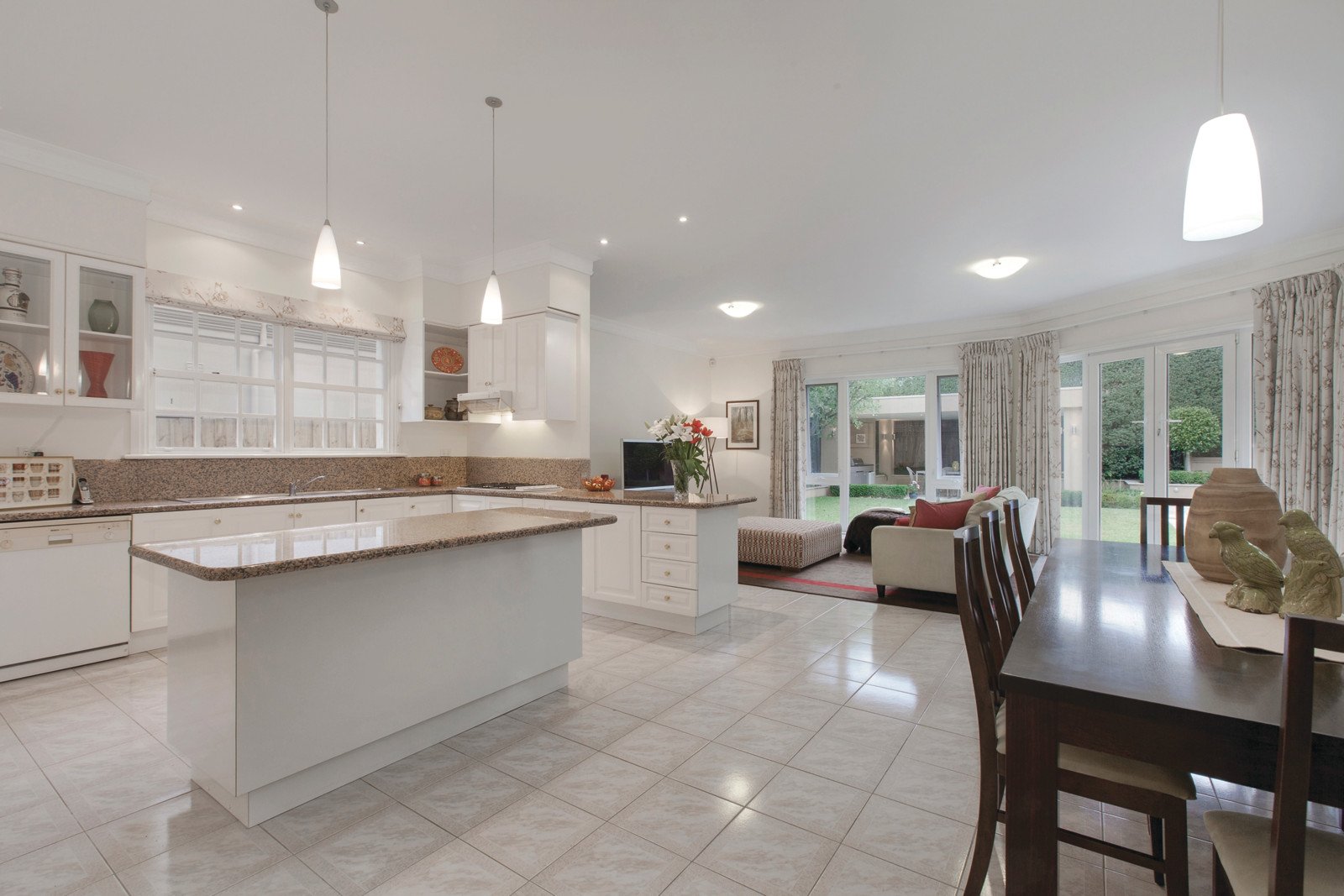 17 Evans Road, Kew - Thumbnail 4