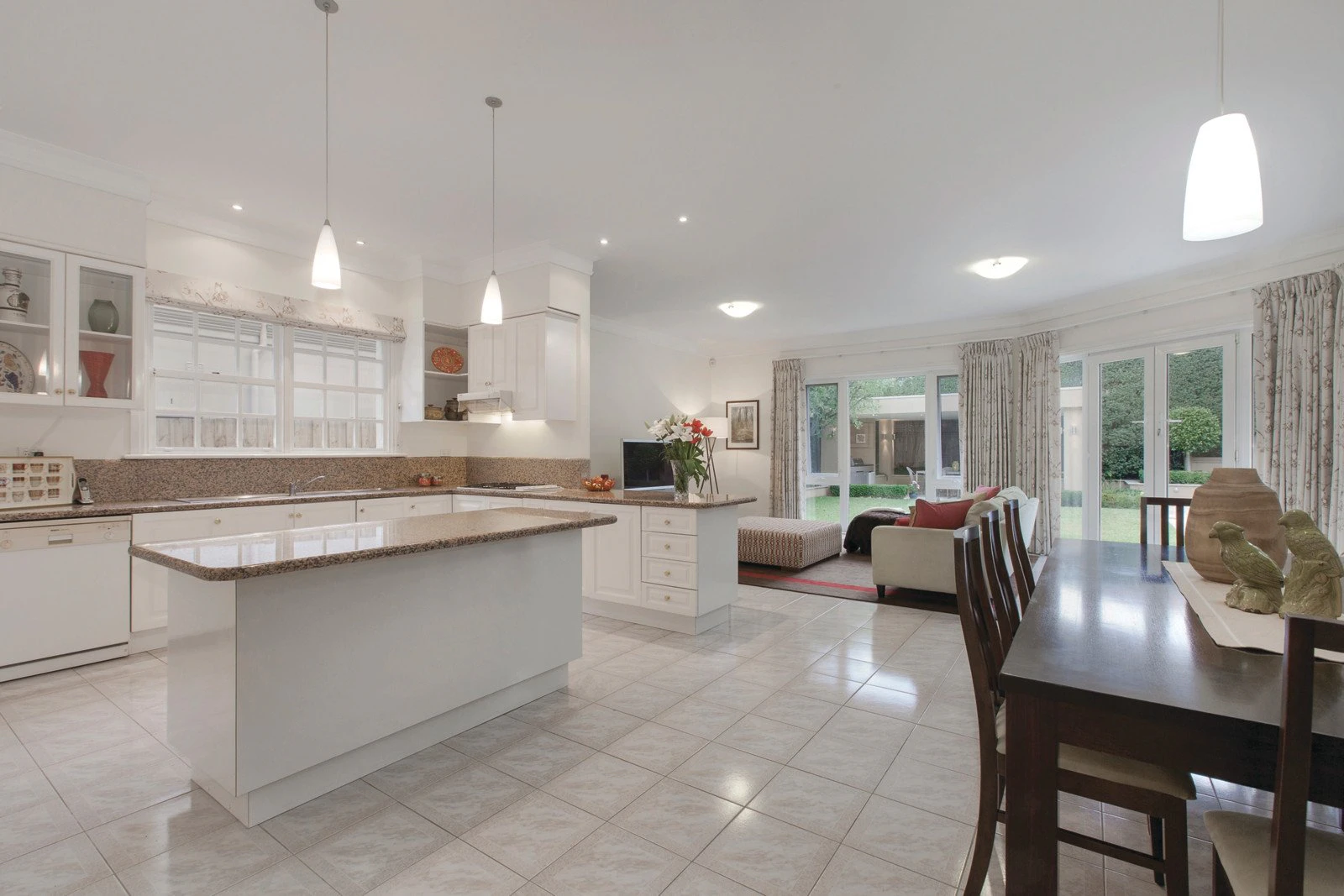 17 Evans Road, Kew, VIC