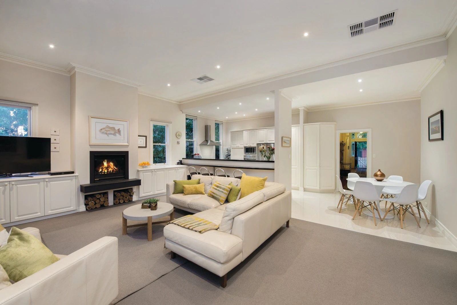 6 Middlesex Road, Surrey Hills, VIC