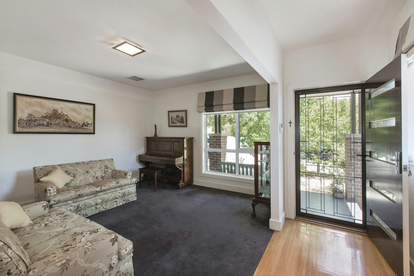 2A Violet Grove, Kew East, VIC