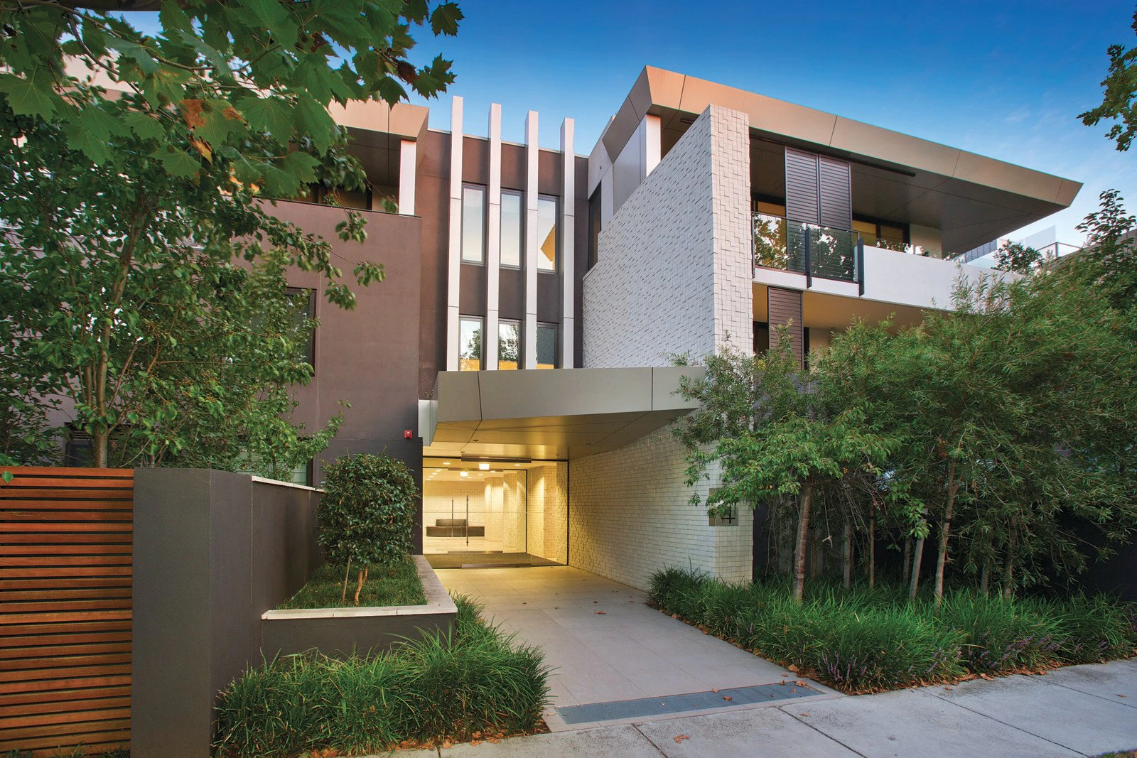 4/4 Cromwell Road, South Yarra, VIC