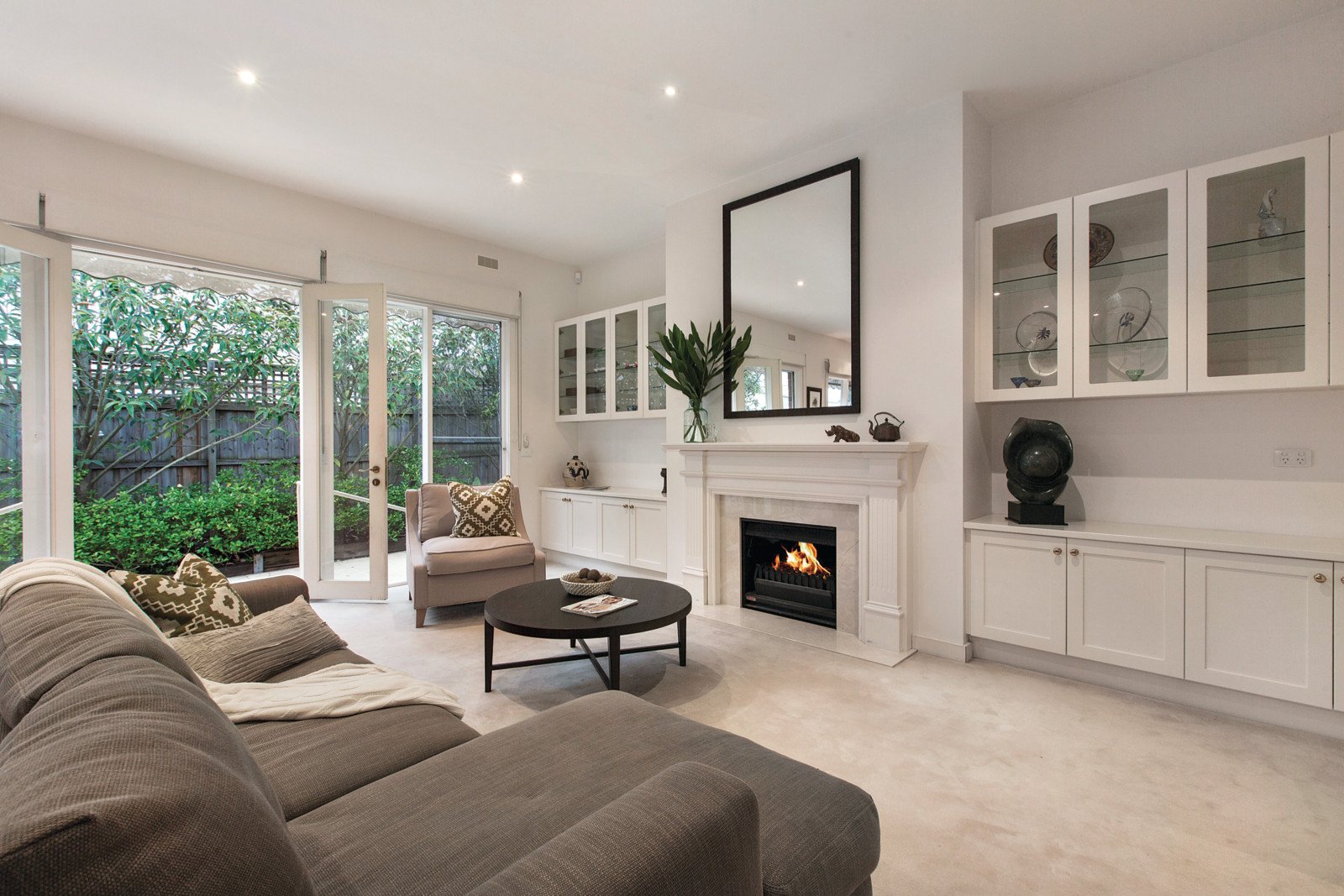 13 Springfield Avenue, Toorak - Thumbnail 3