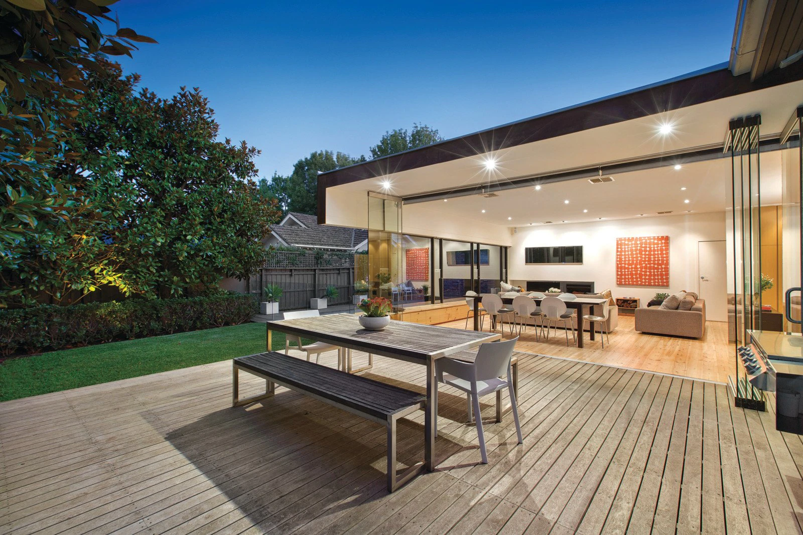 28 Holroyd Avenue, St Kilda East, VIC