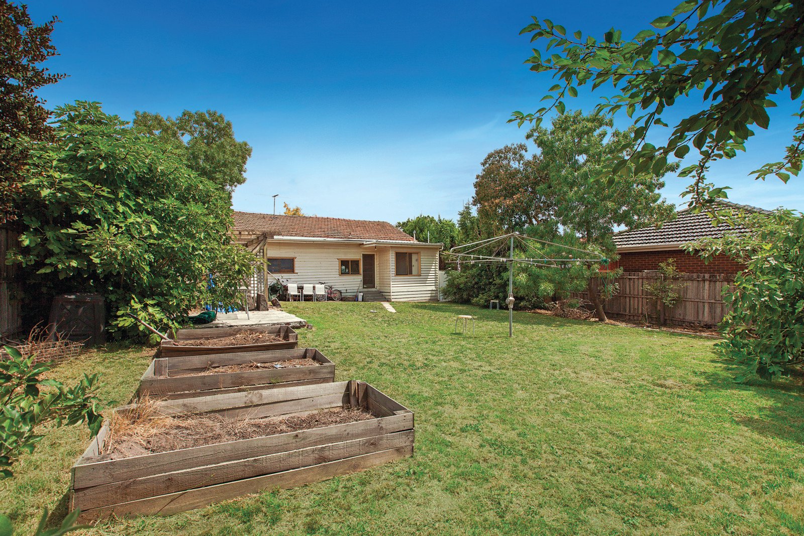 8 Boorool Road, Kew East - Thumbnail 3