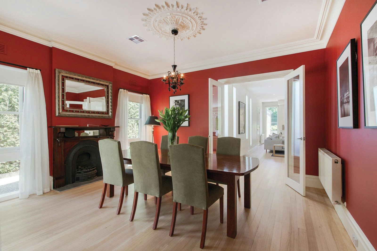 10 Ashley Grove, Malvern, VIC