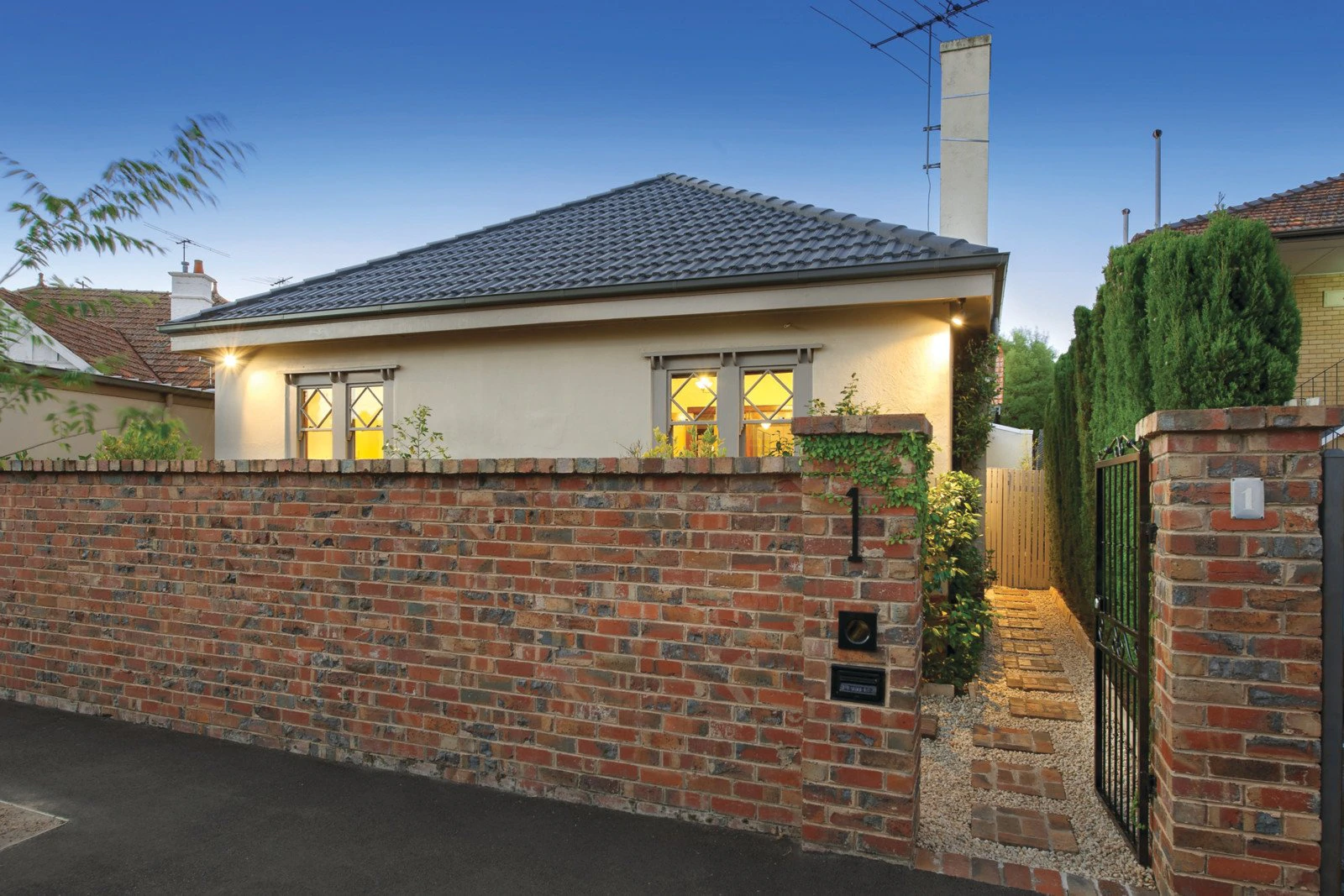 1 Dryden Street, Elwood, VIC