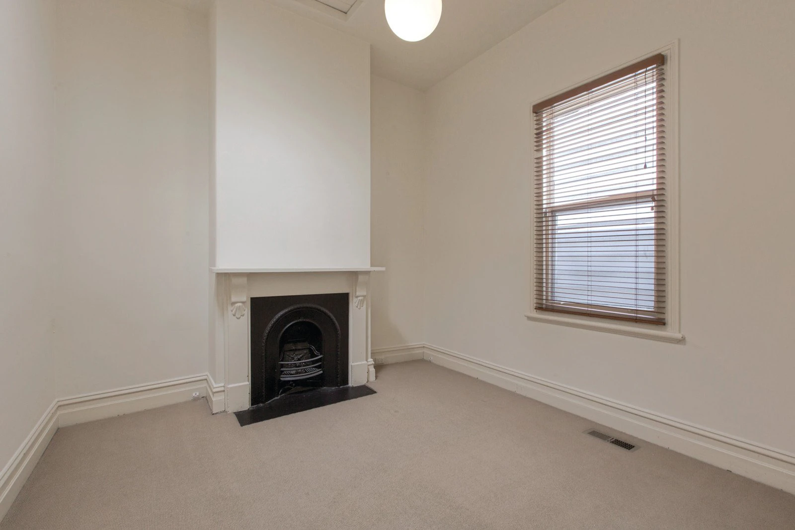 31 Mathoura Road, Toorak, VIC