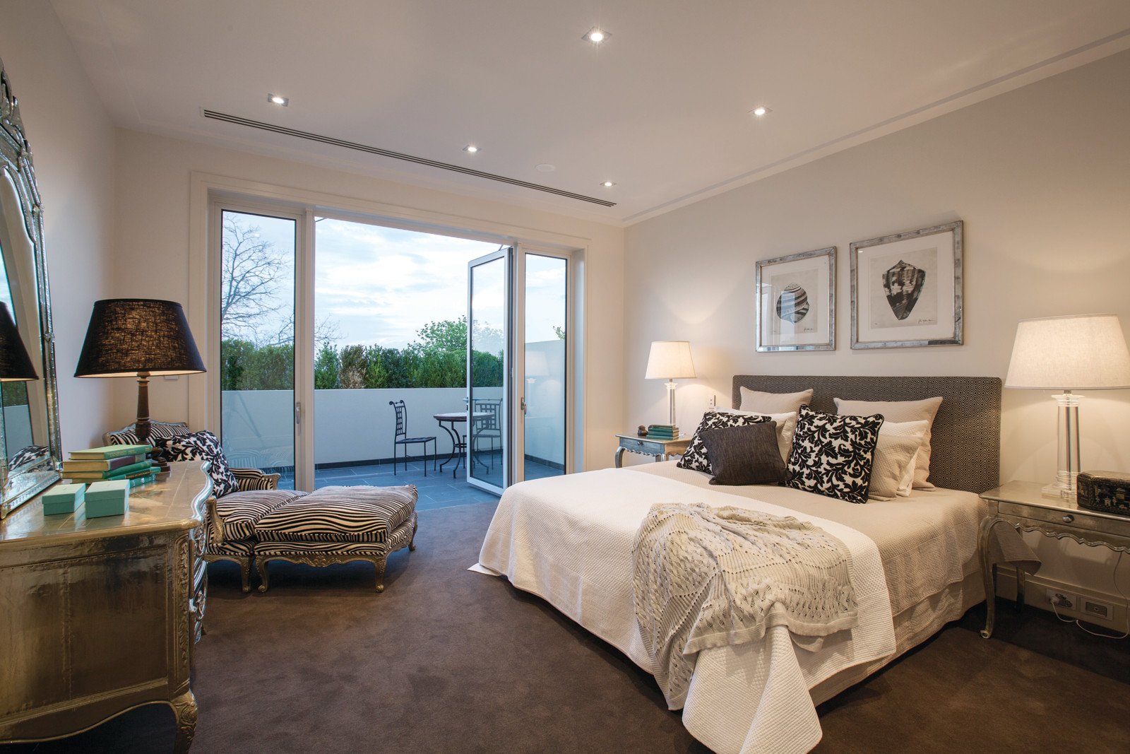 8/11 Trawalla Avenue, Toorak - Thumbnail 8