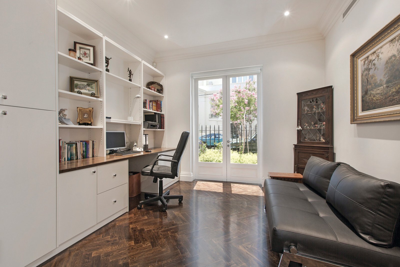 1/2a Ormsby Grove, Toorak - Thumbnail 4