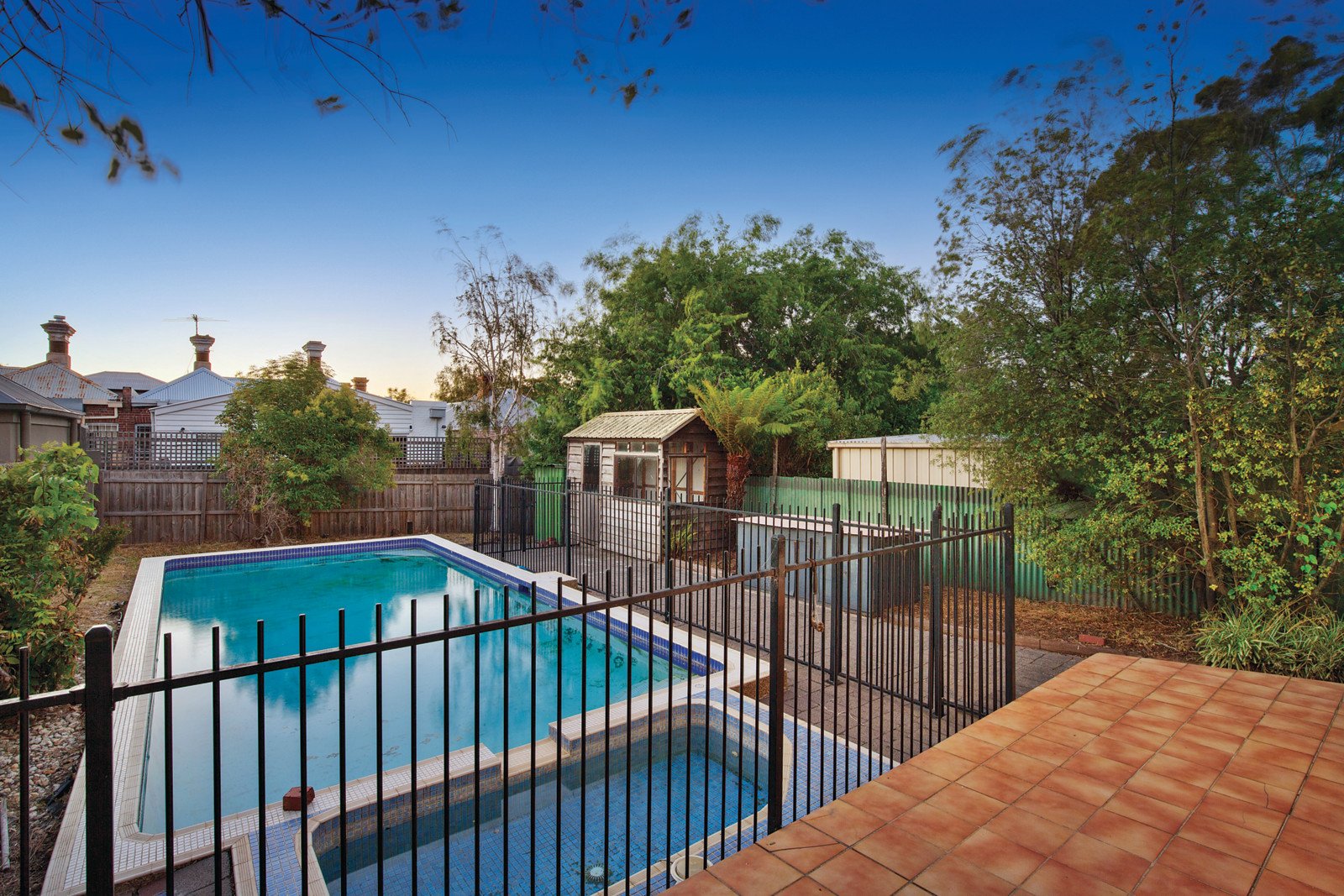31 Mathoura Road, Toorak - Thumbnail 5