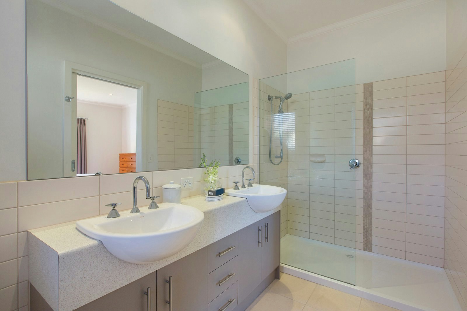 24 Nicholas Street, Ashburton, VIC