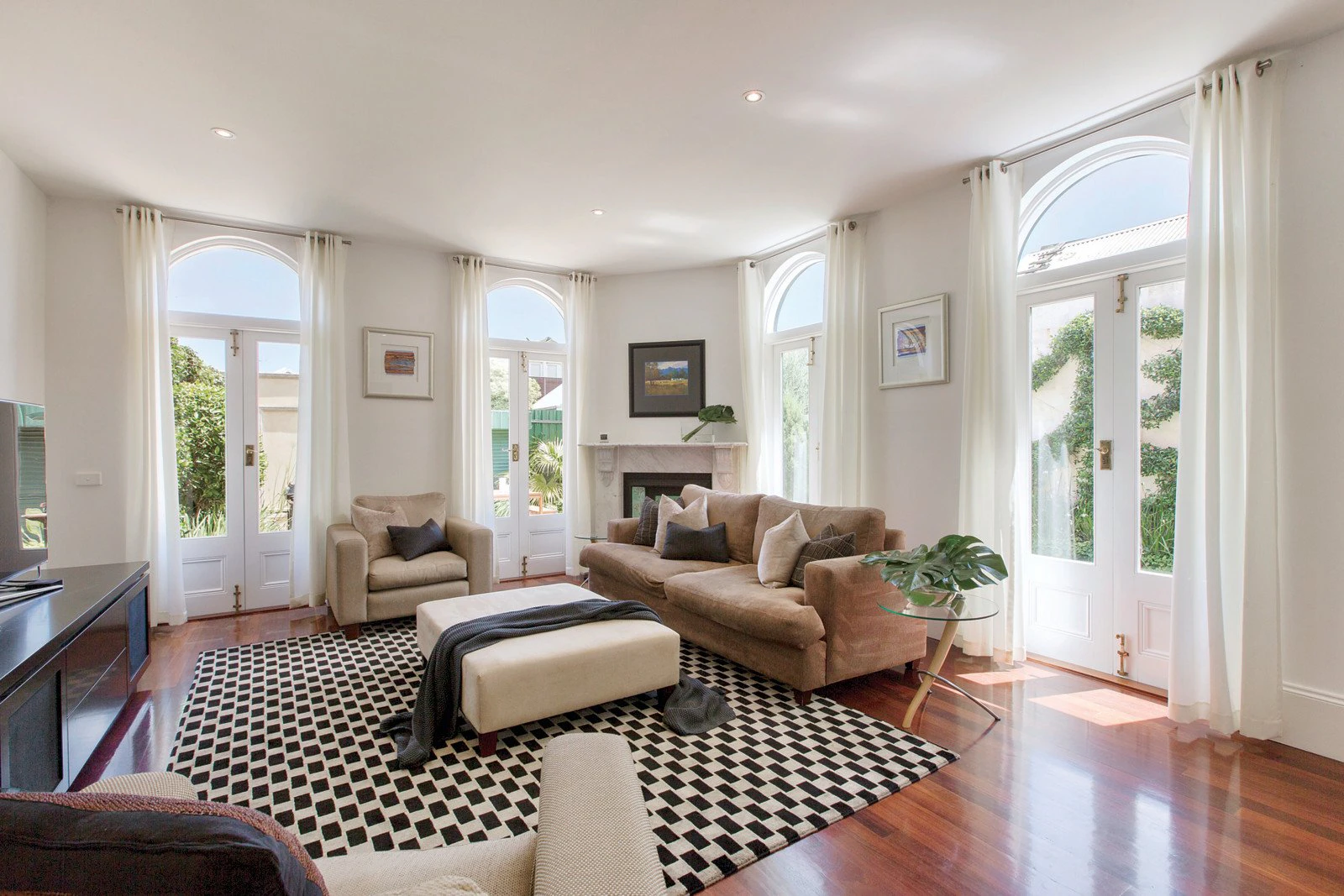 346-348 Montague Street, Albert Park, VIC