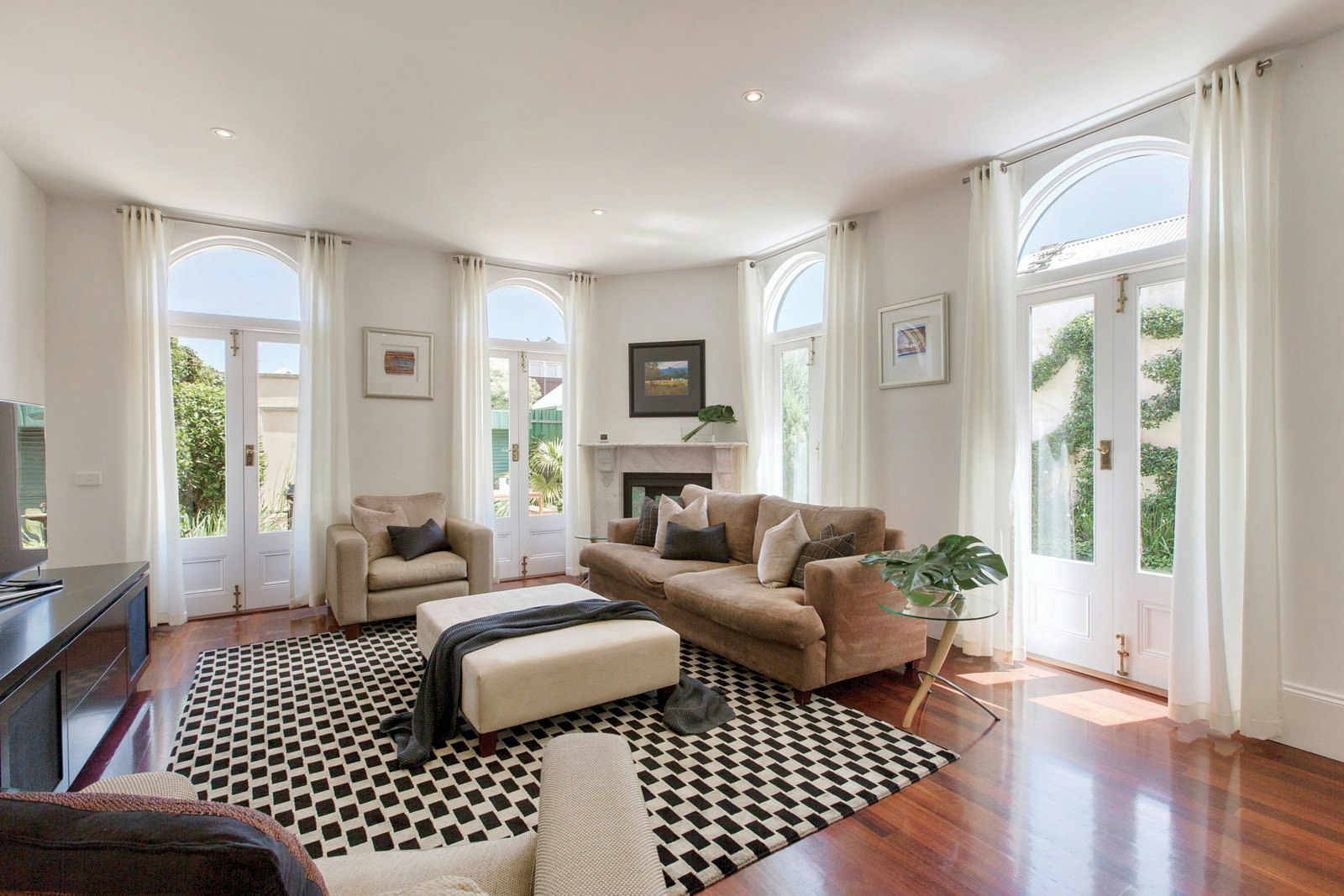 346-348 Montague Street, Albert Park, VIC