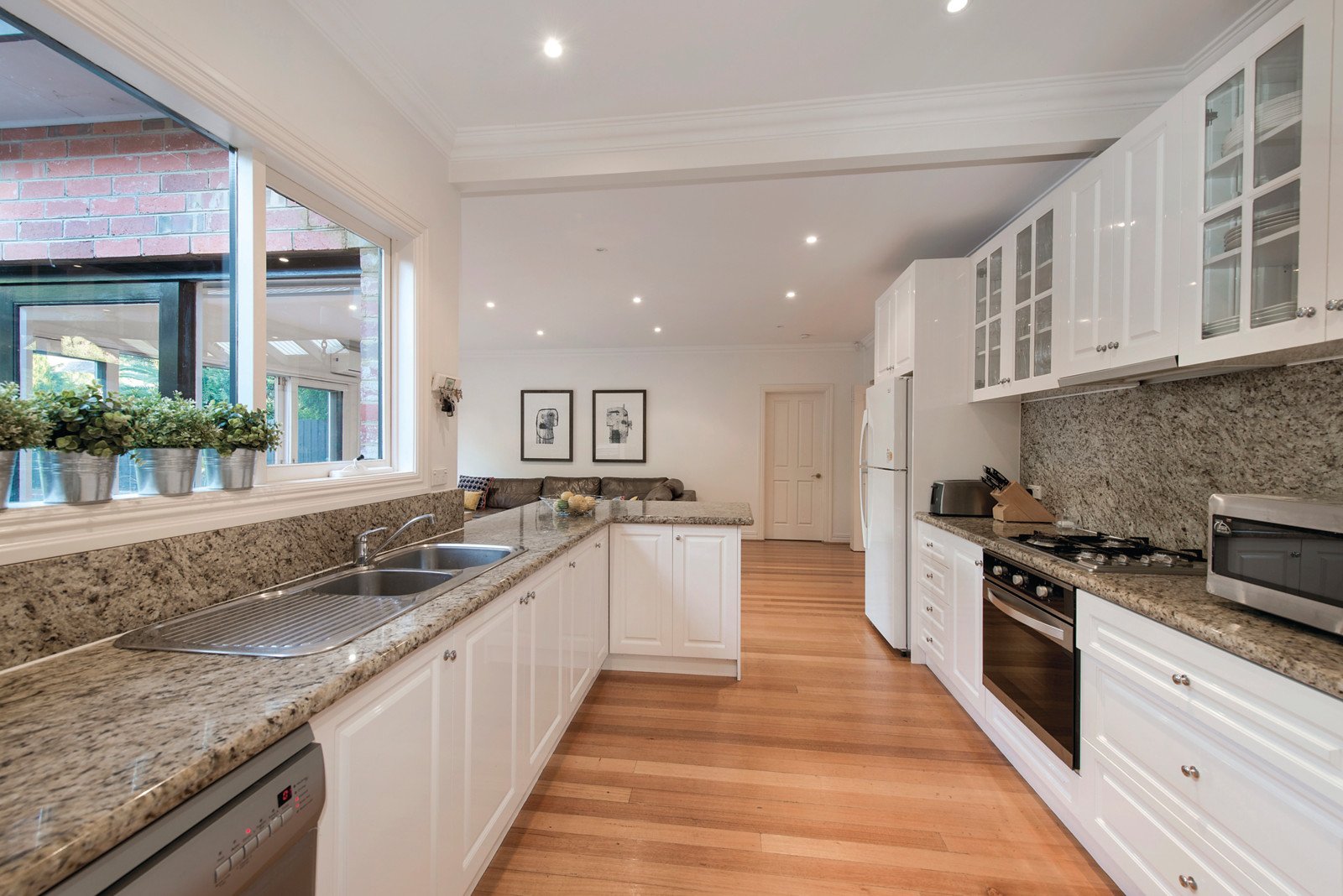 80 Canberra Grove, Brighton East - Thumbnail 3