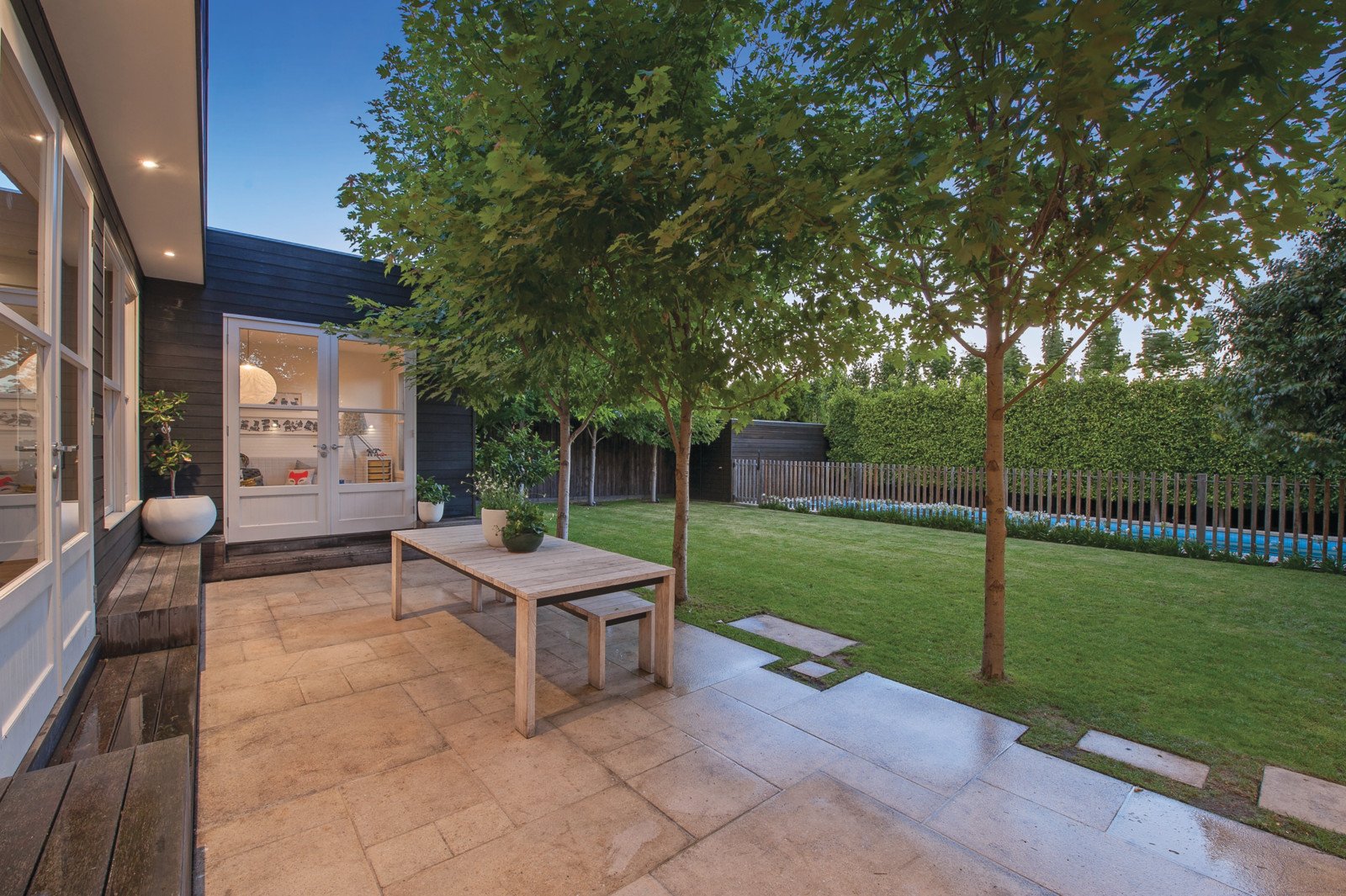 6 Royal Crescent, Armadale - Thumbnail 2
