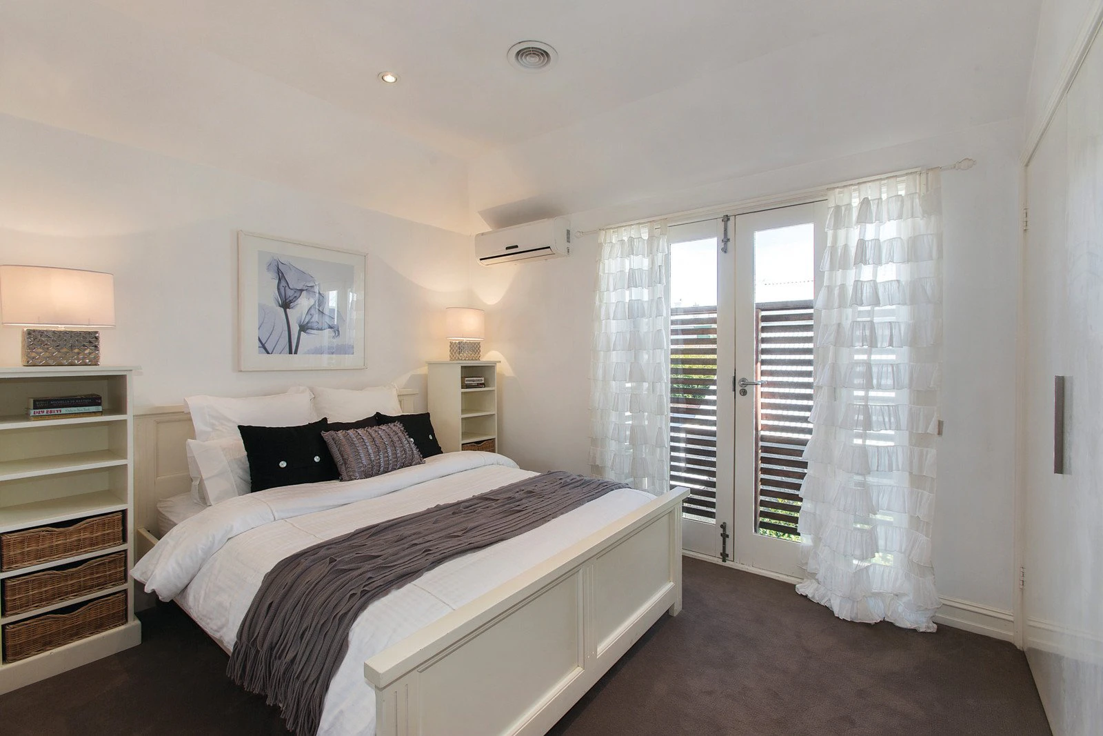 28 Little O'Grady Street, Albert Park, VIC