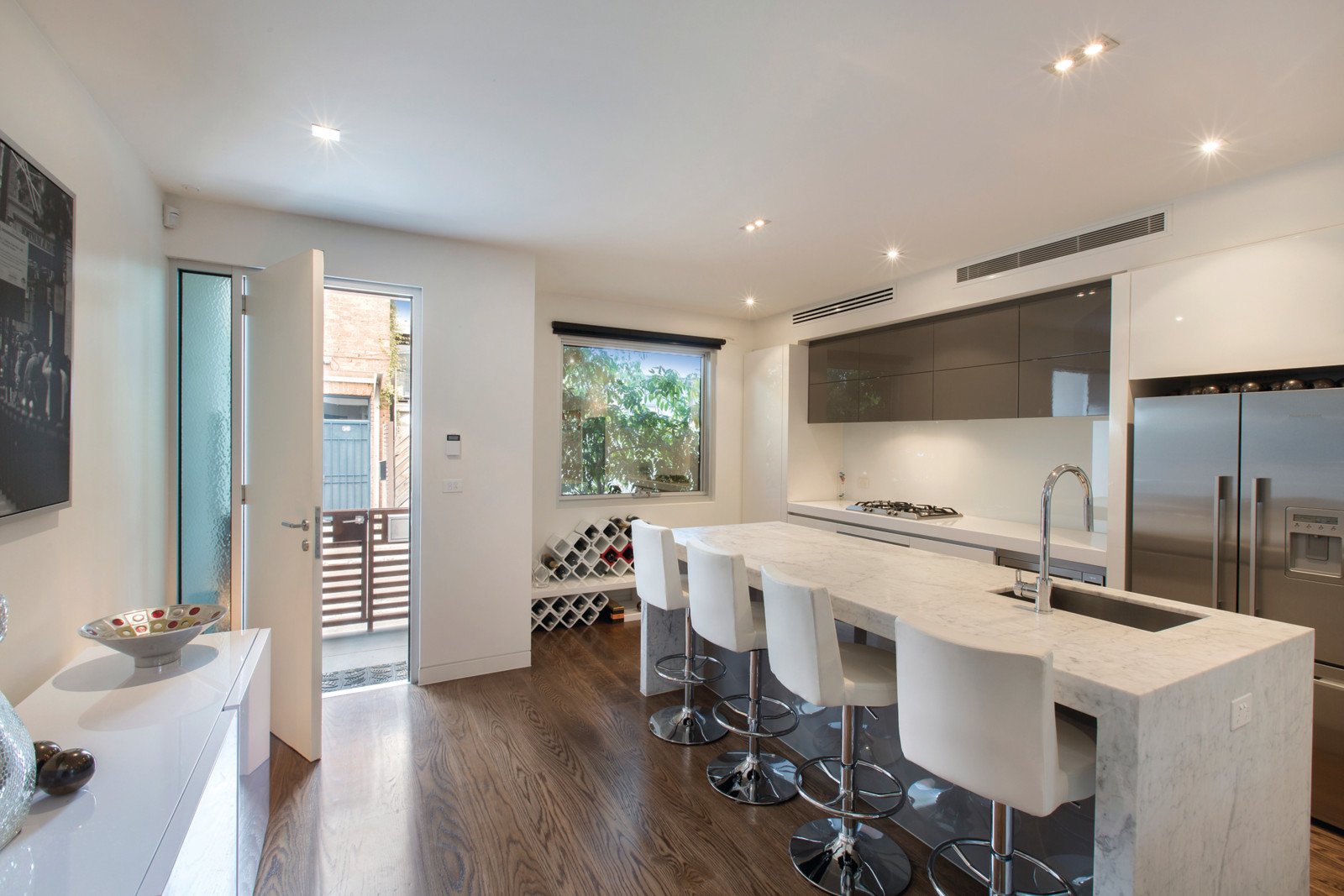 21 McCormack Street, Port Melbourne - Thumbnail 3