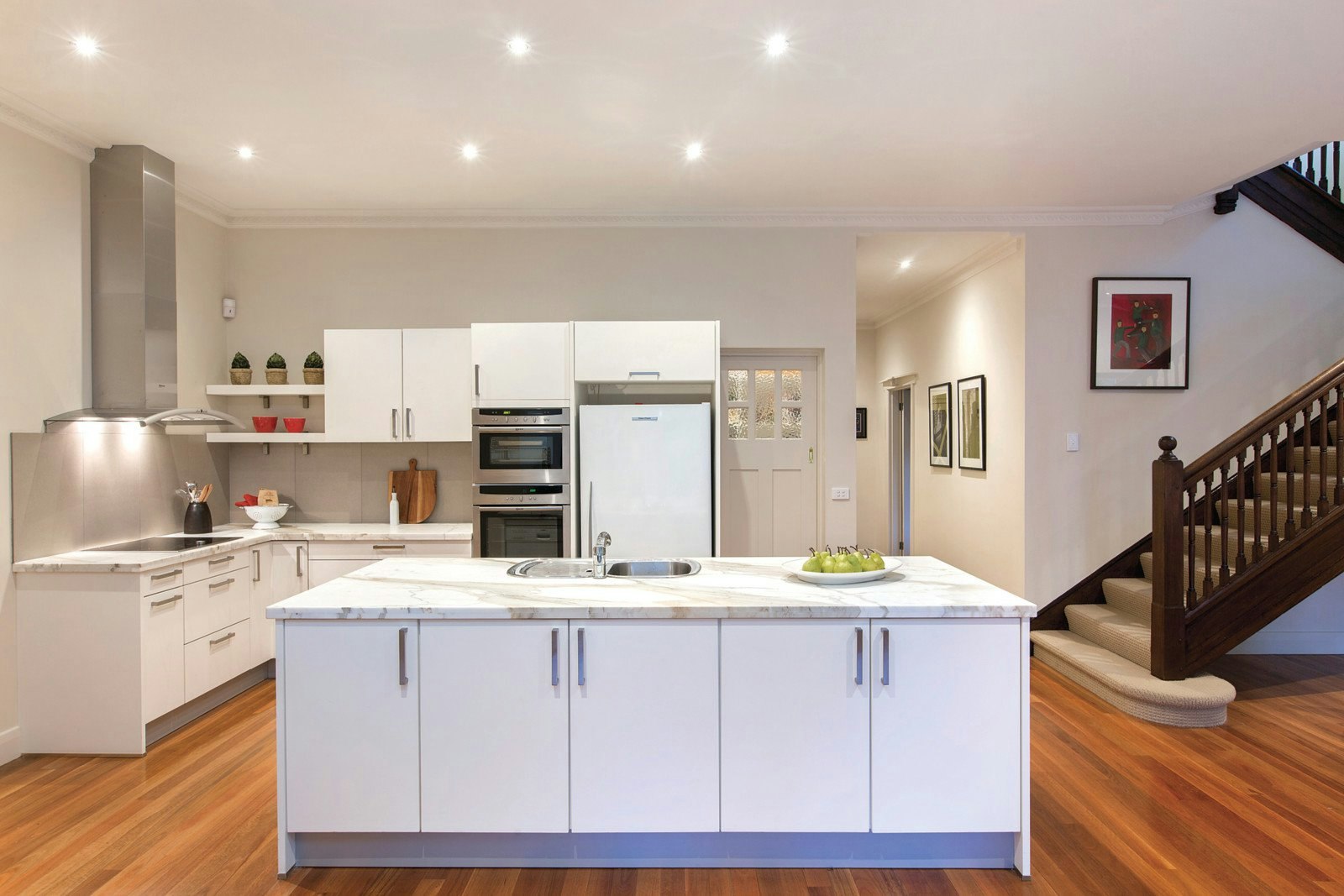 19 Faircroft Avenue, Glen Iris, VIC