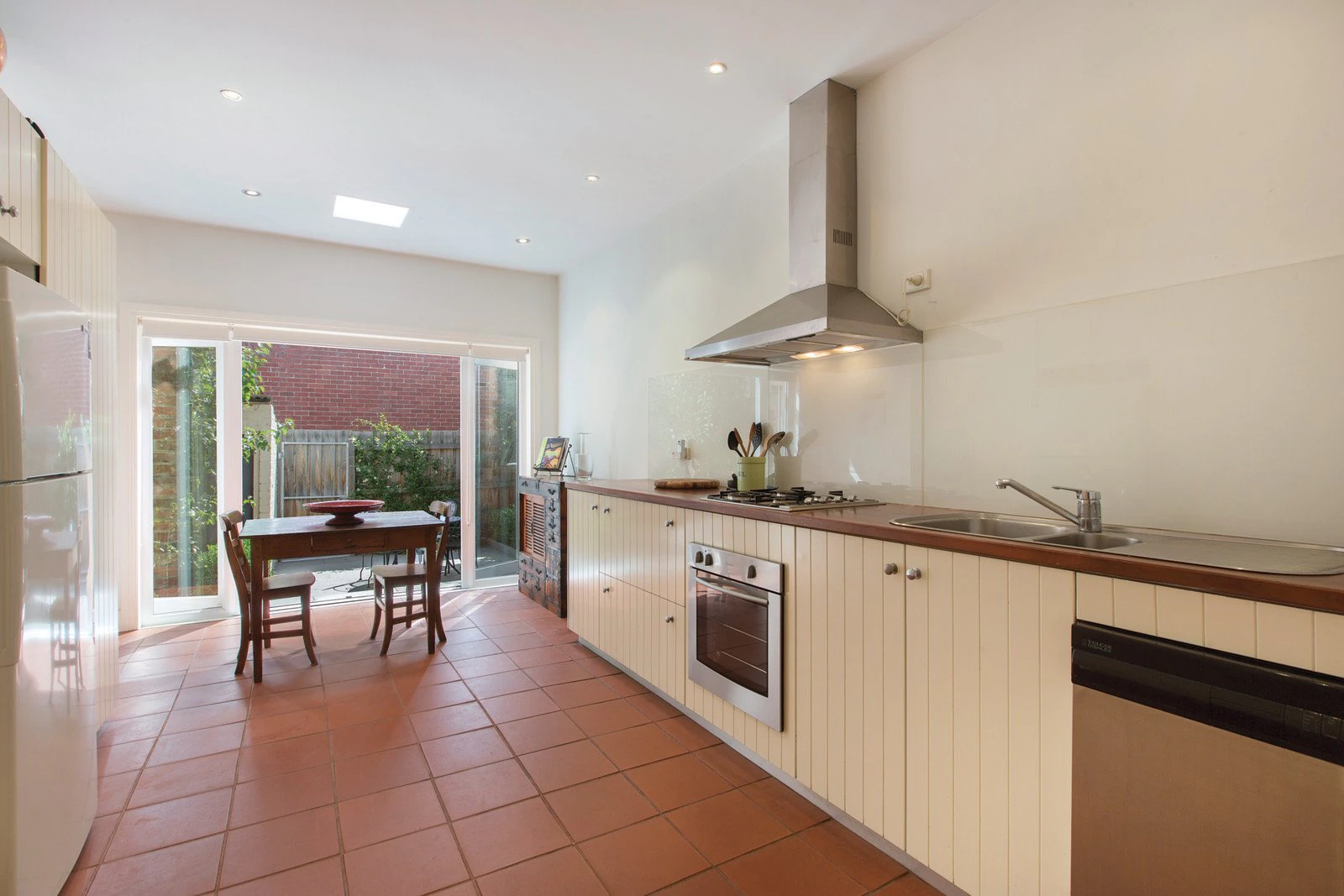 16 Ward Street, South Melbourne, VIC