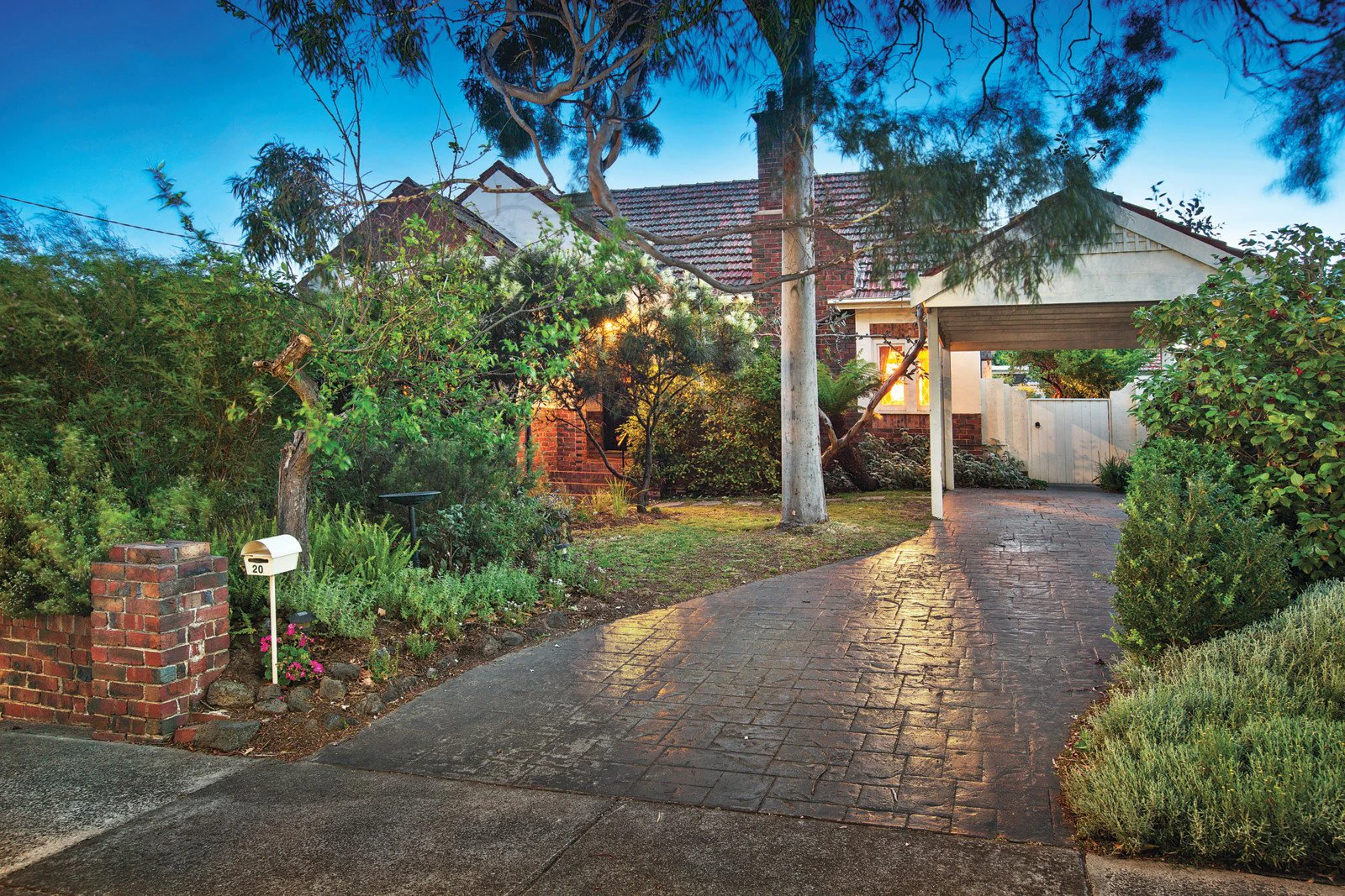 20 Donna Buang Street, Camberwell, VIC