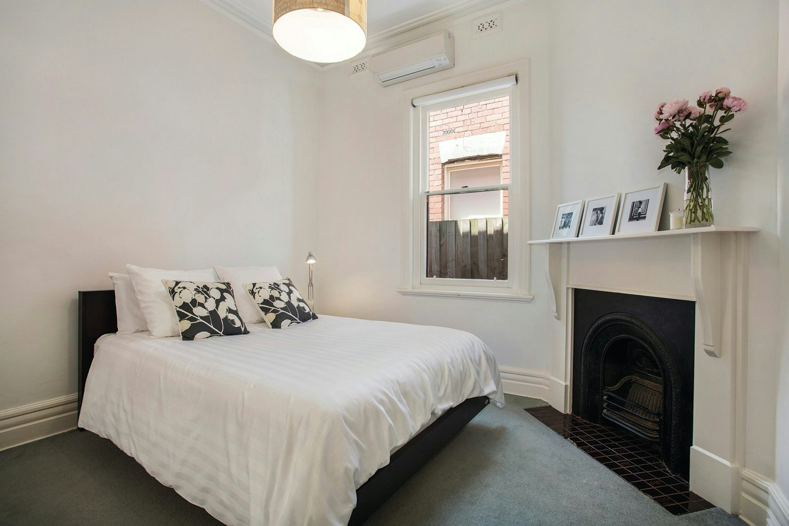 24 Longmore Street, St Kilda West, VIC