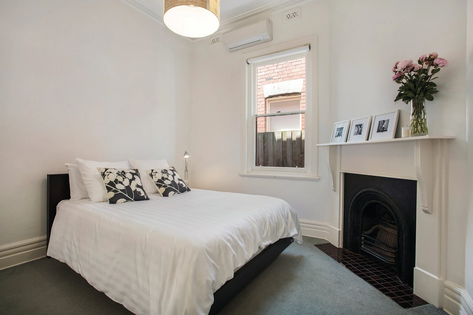 24 Longmore Street, St Kilda West, VIC