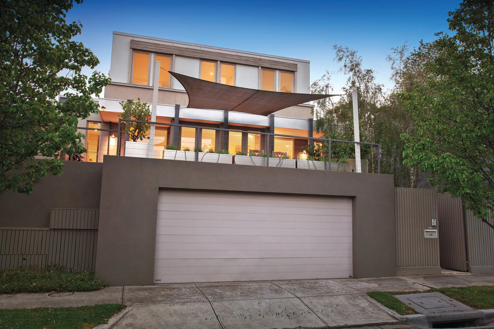 1/2 Tashinny Road, Toorak, VIC