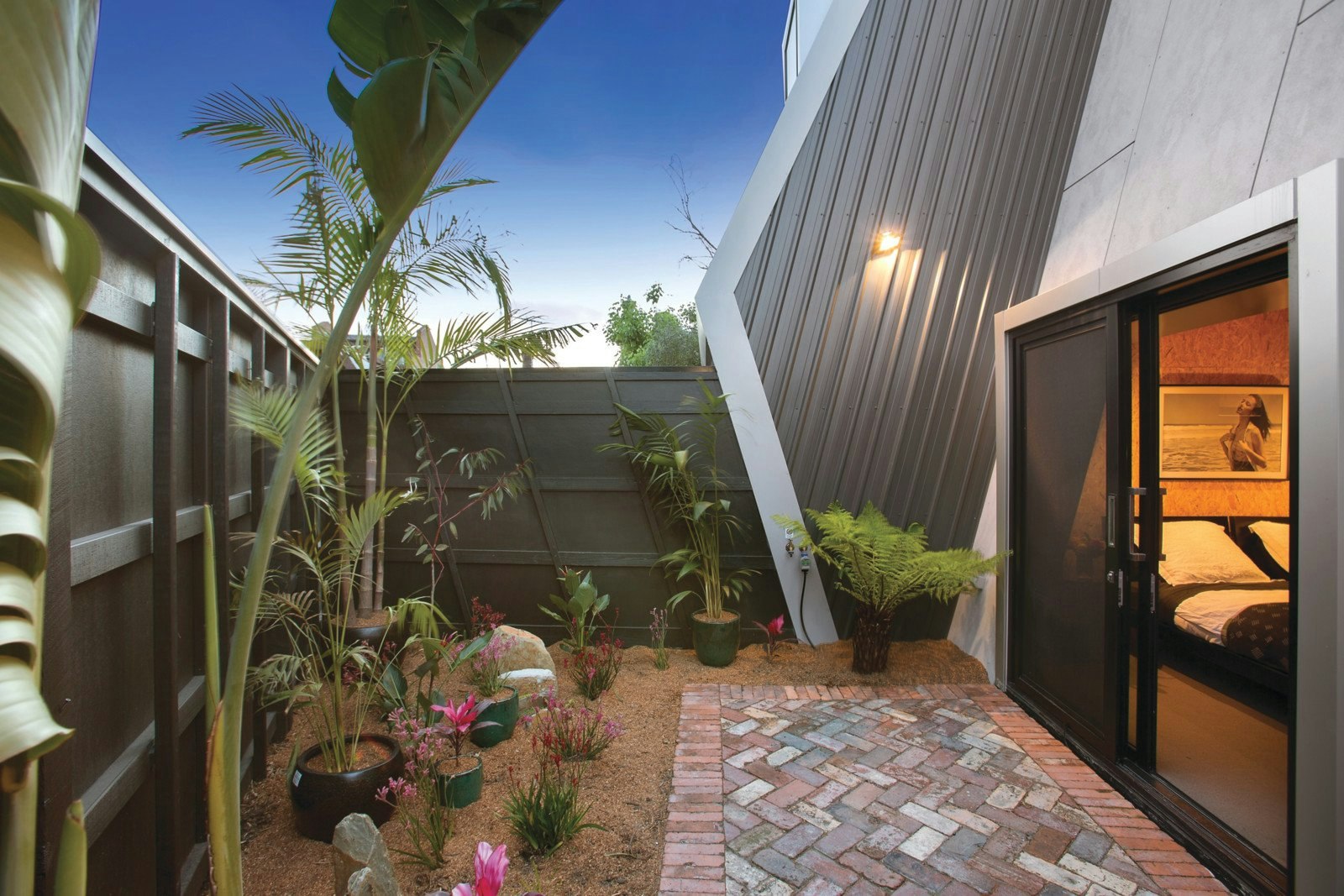 9 Little Ingles Street, Port Melbourne, VIC