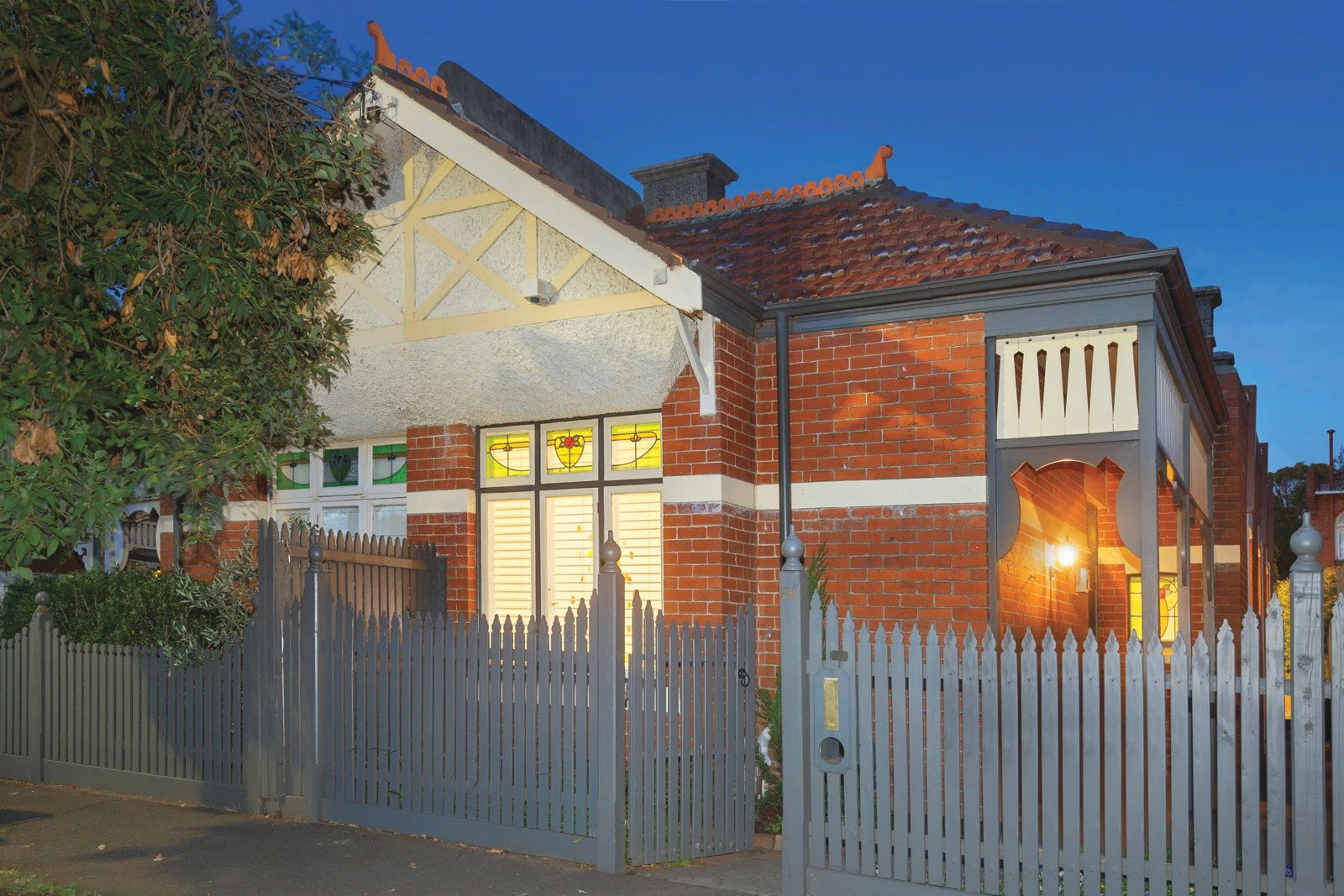 24 Longmore Street, St Kilda West, VIC