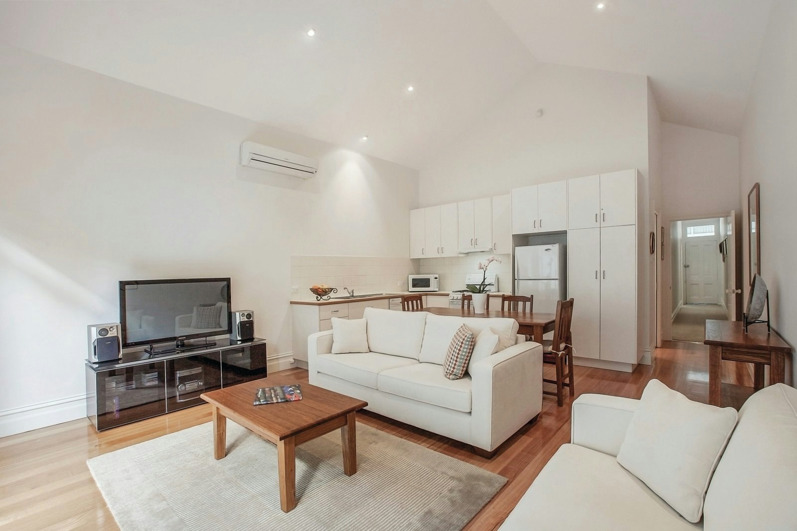 16 Cobden Street, South Melbourne, VIC