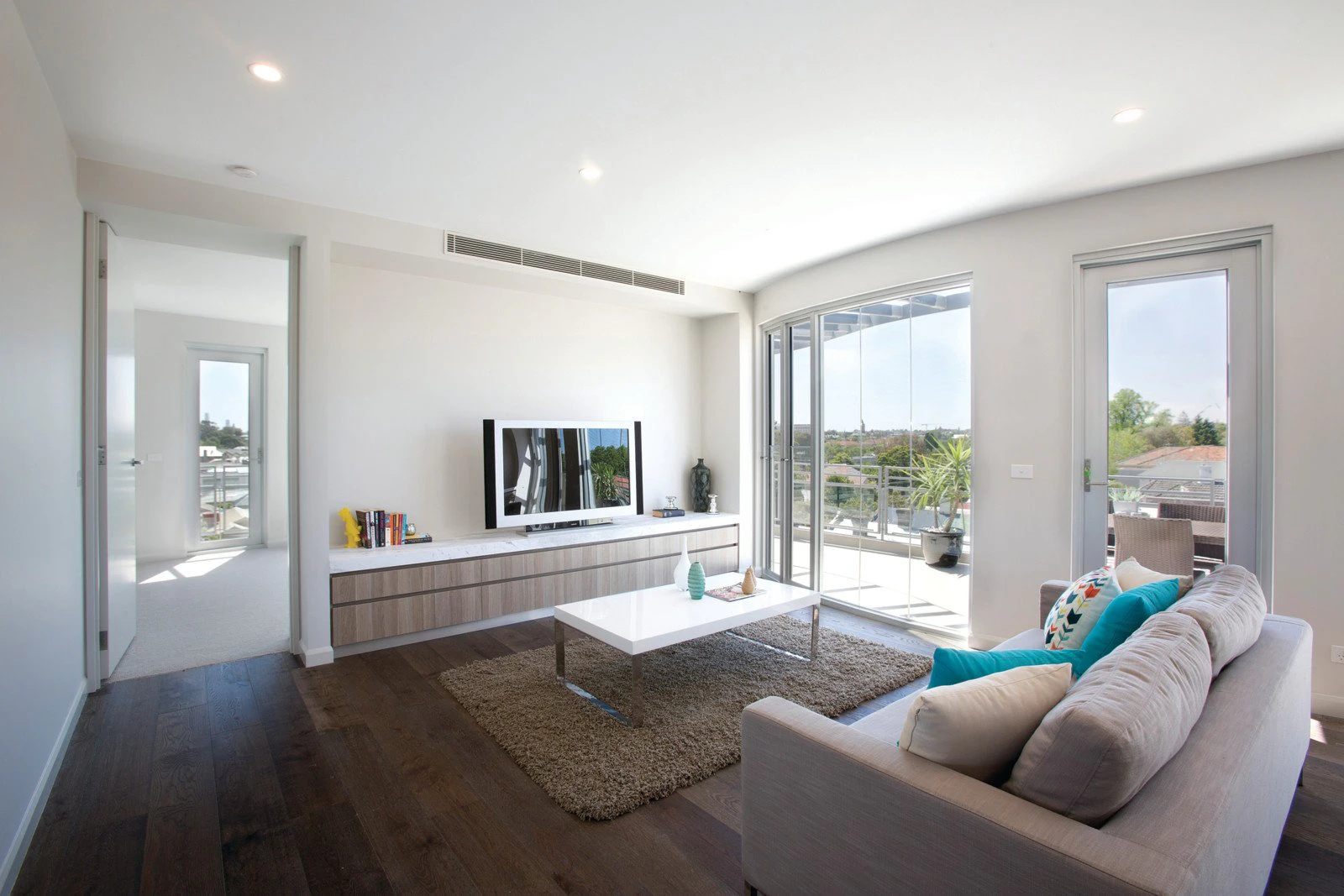 2A Campbell Grove, Hawthorn East, VIC