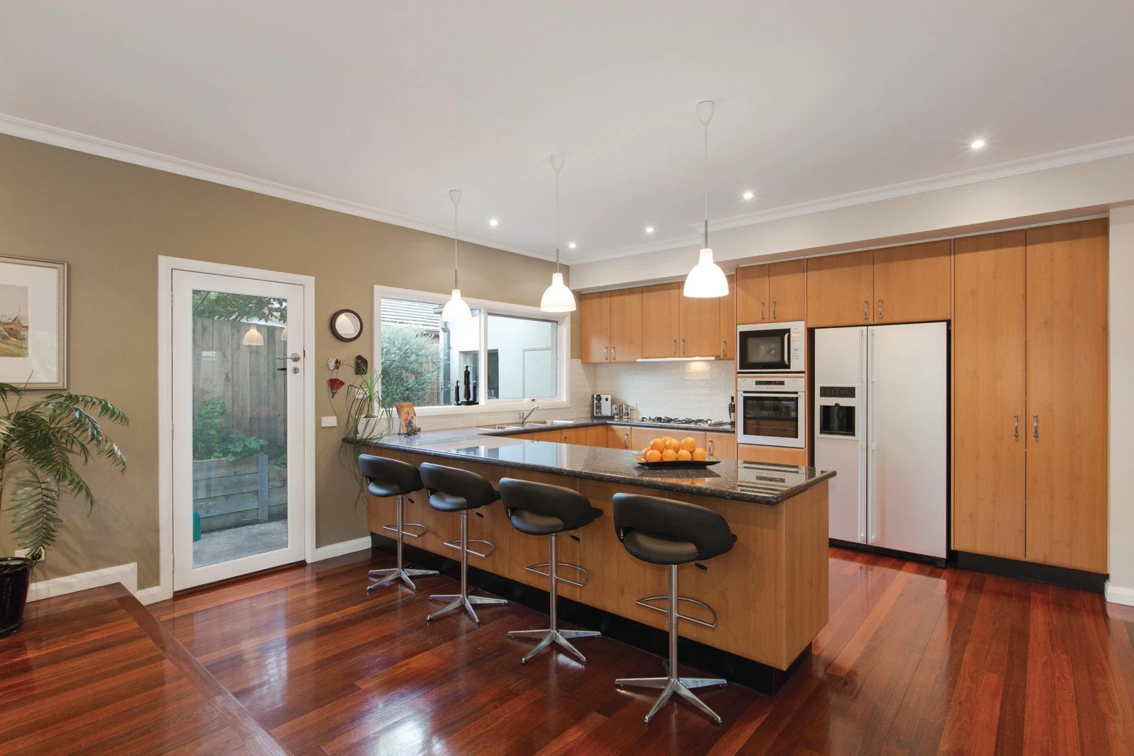 27 Yeovil Road, Glen Iris, VIC