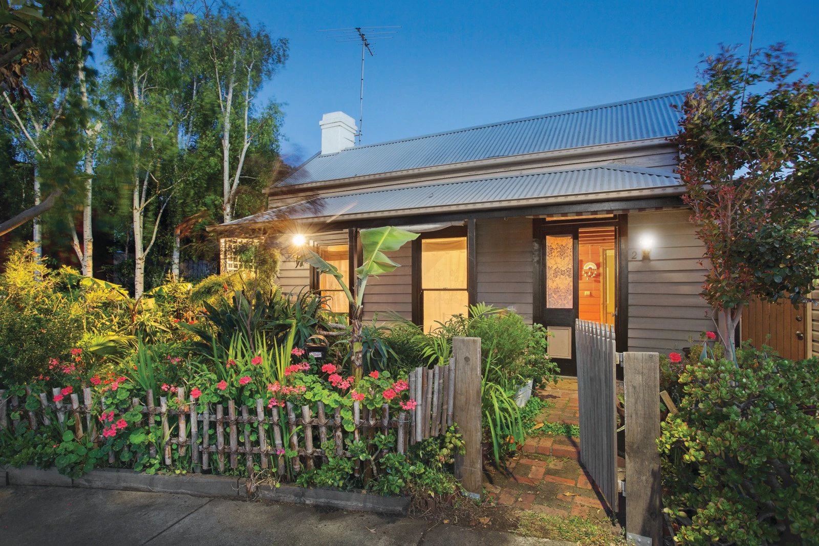 2 Frampton Street, St Kilda, VIC