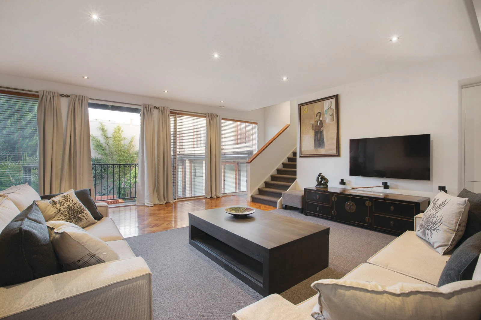 2 Elizabeth Street, Malvern, VIC
