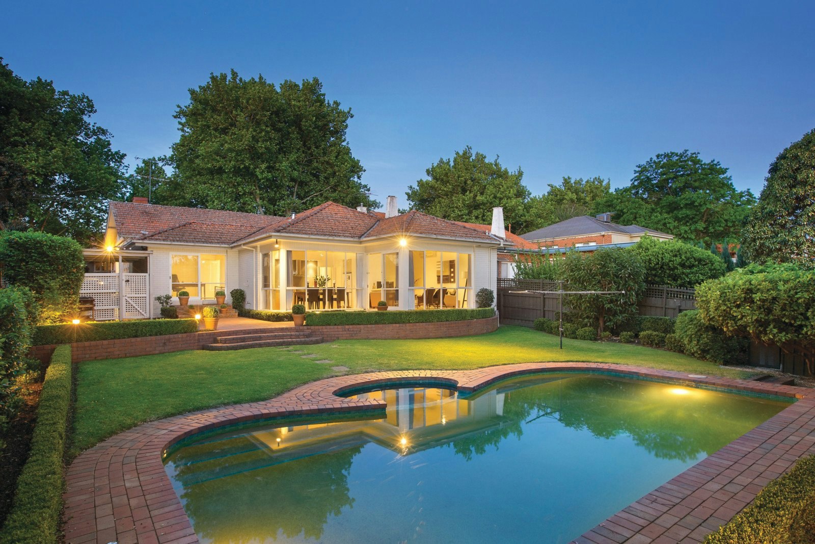 10 Currajong Avenue, Camberwell, VIC