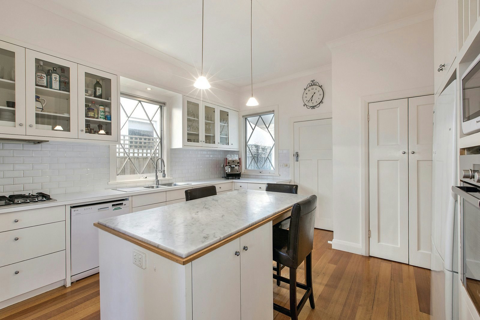 45 Linacre Road, Hampton, VIC