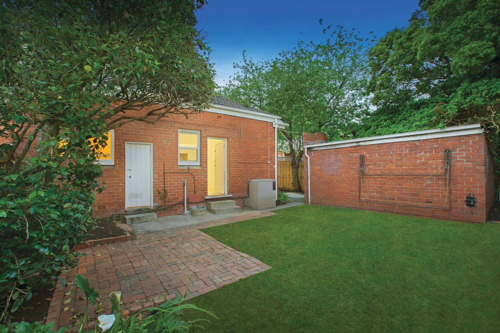 9 Berwick Street, Camberwell, VIC