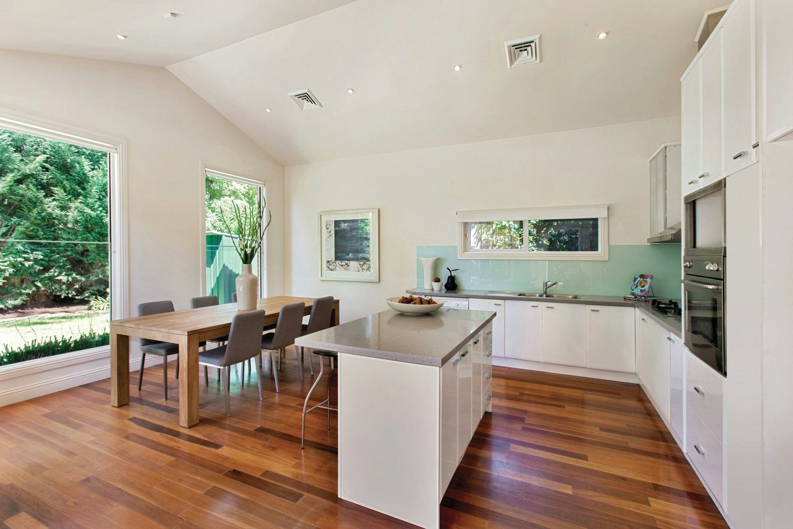 26 Hughes Street, Malvern East, VIC