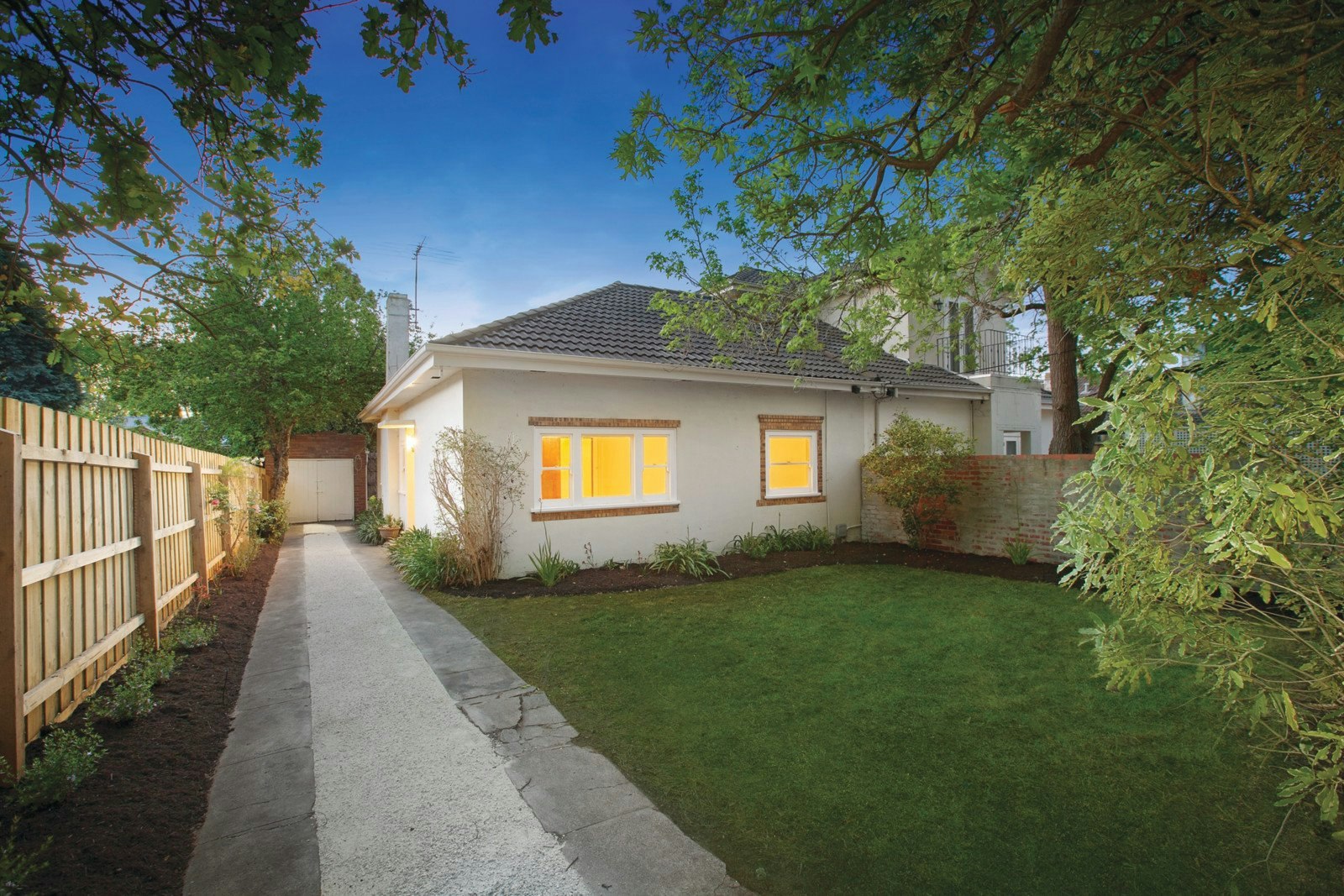 9 Berwick Street, Camberwell, VIC