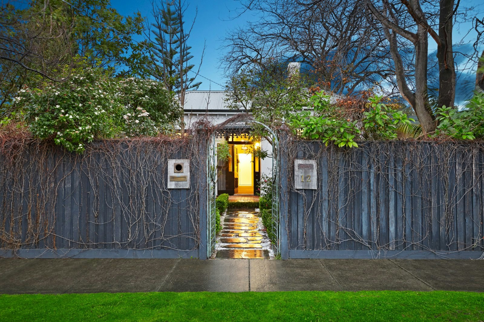 12 Osborne Close, Brighton, VIC