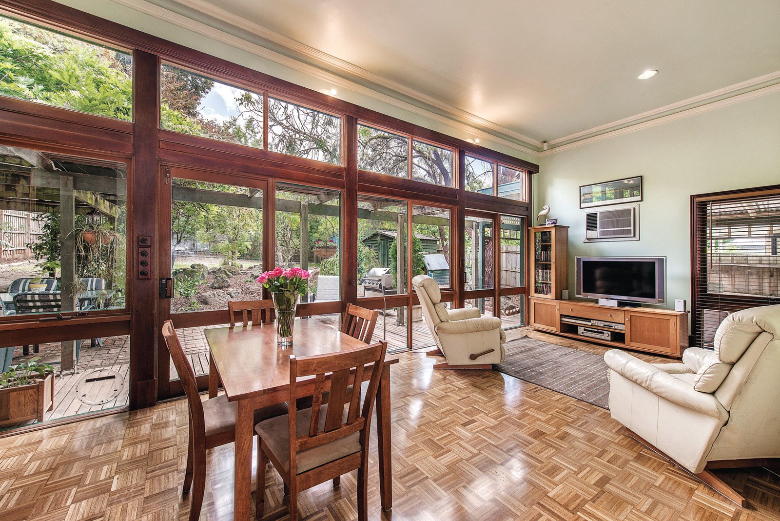 61 Croydon Road, Surrey Hills - Thumbnail 2