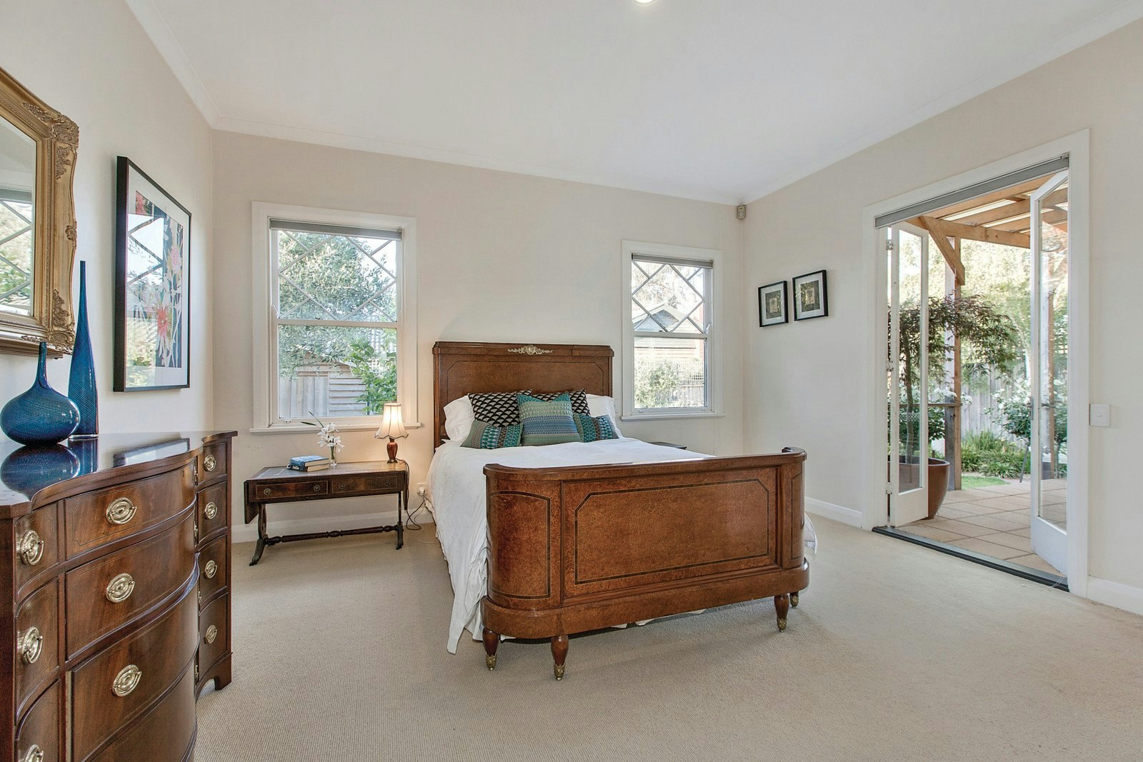 45 Linacre Road, Hampton, VIC