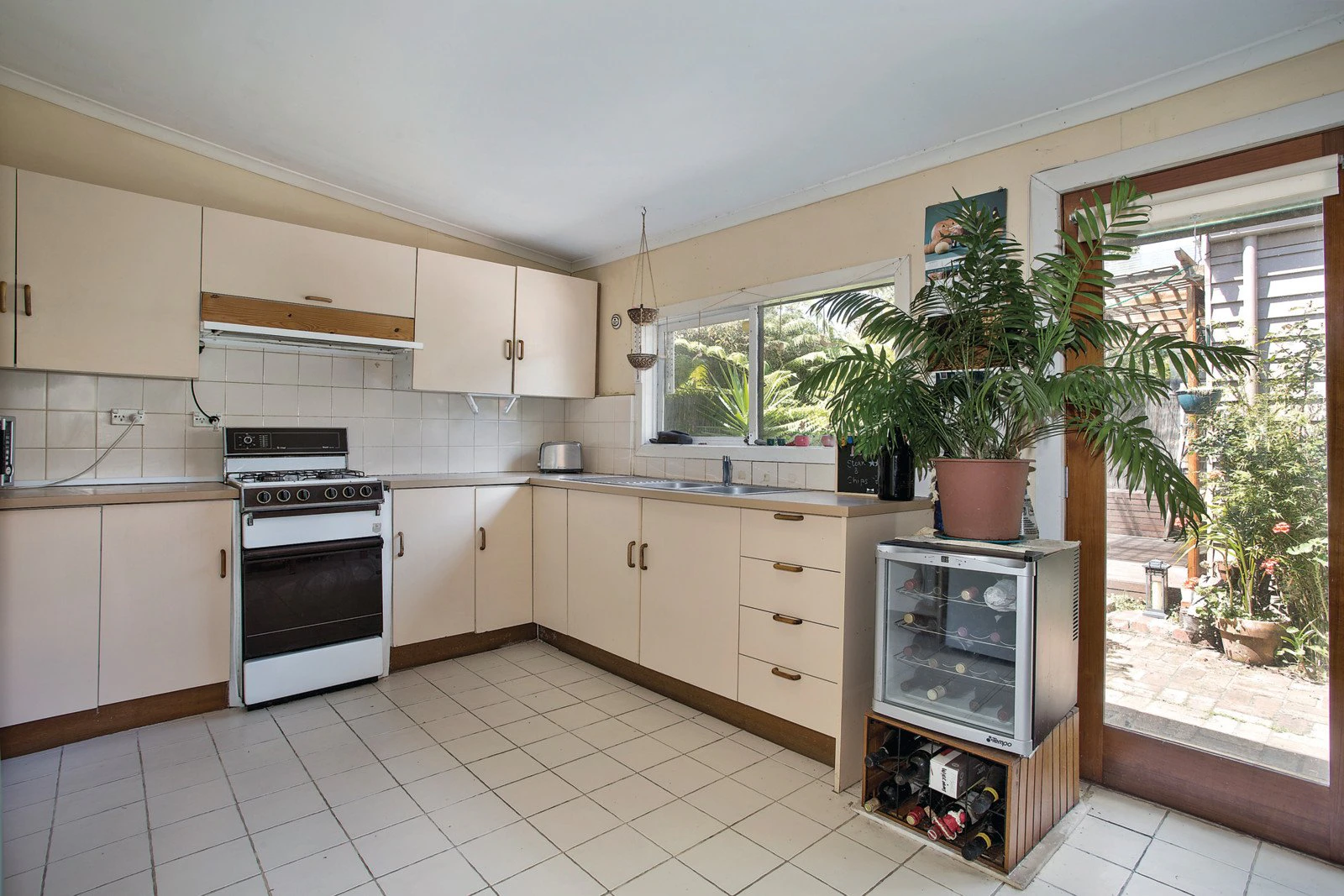 2 Frampton Street, St Kilda, VIC