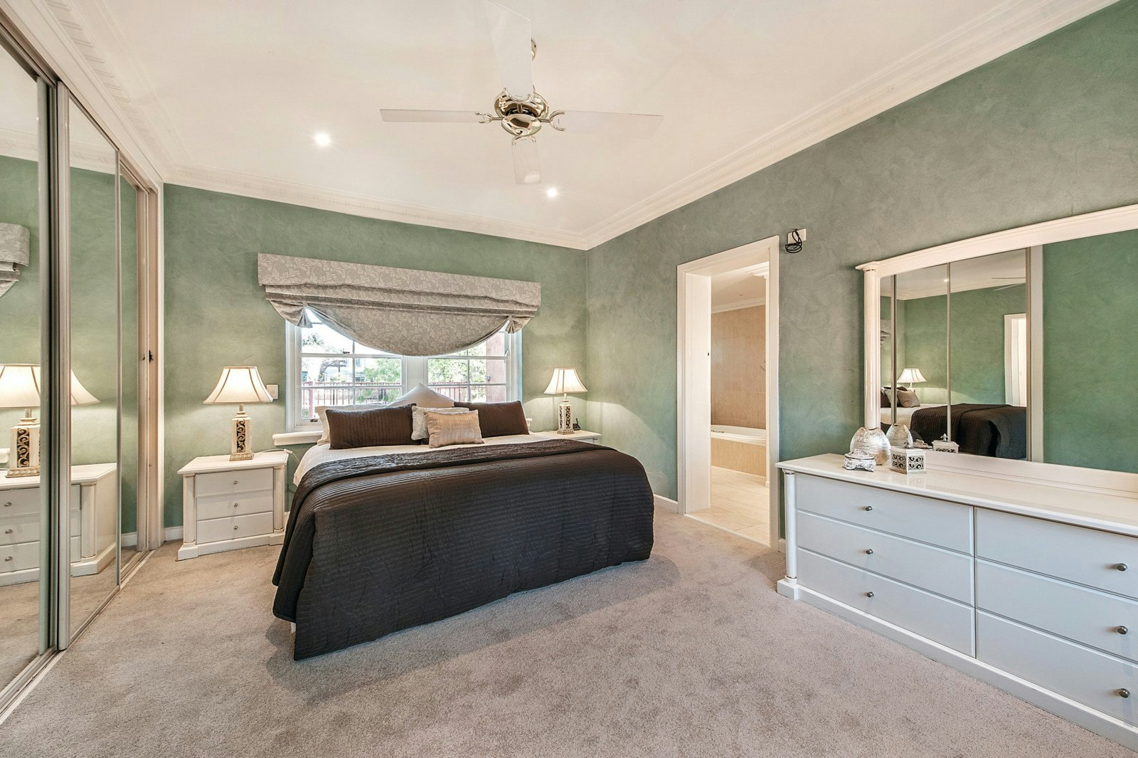 12 Kenmare Street, Mont Albert, VIC