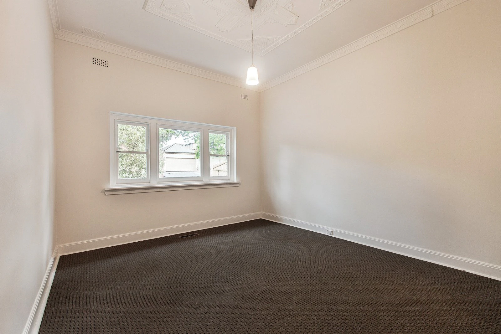 9 Berwick Street, Camberwell, VIC