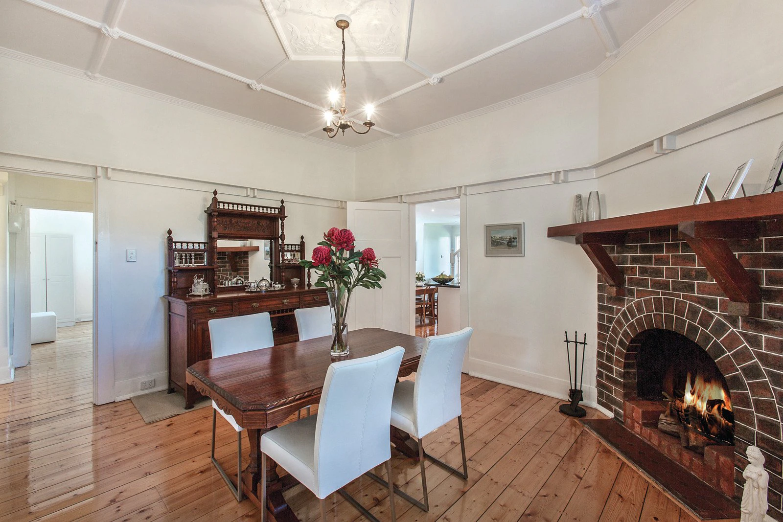 2 Serrell Street, Malvern East, VIC