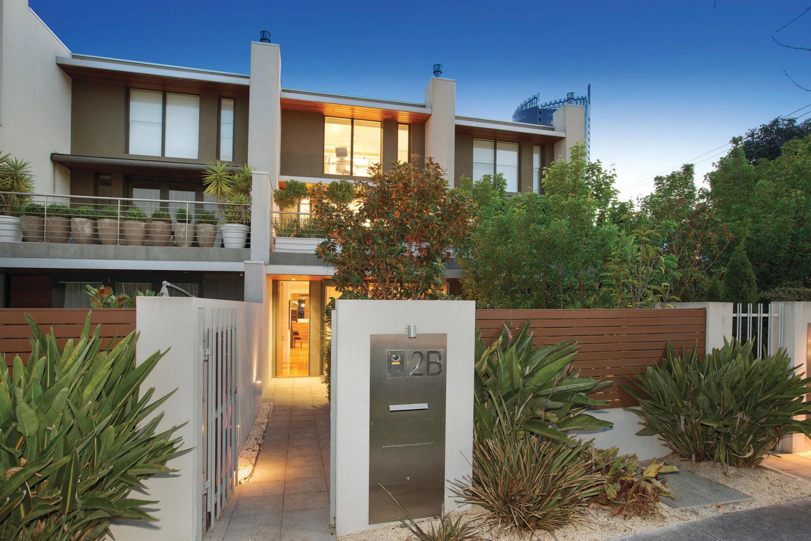 2b Copelen Street, South Yarra, VIC