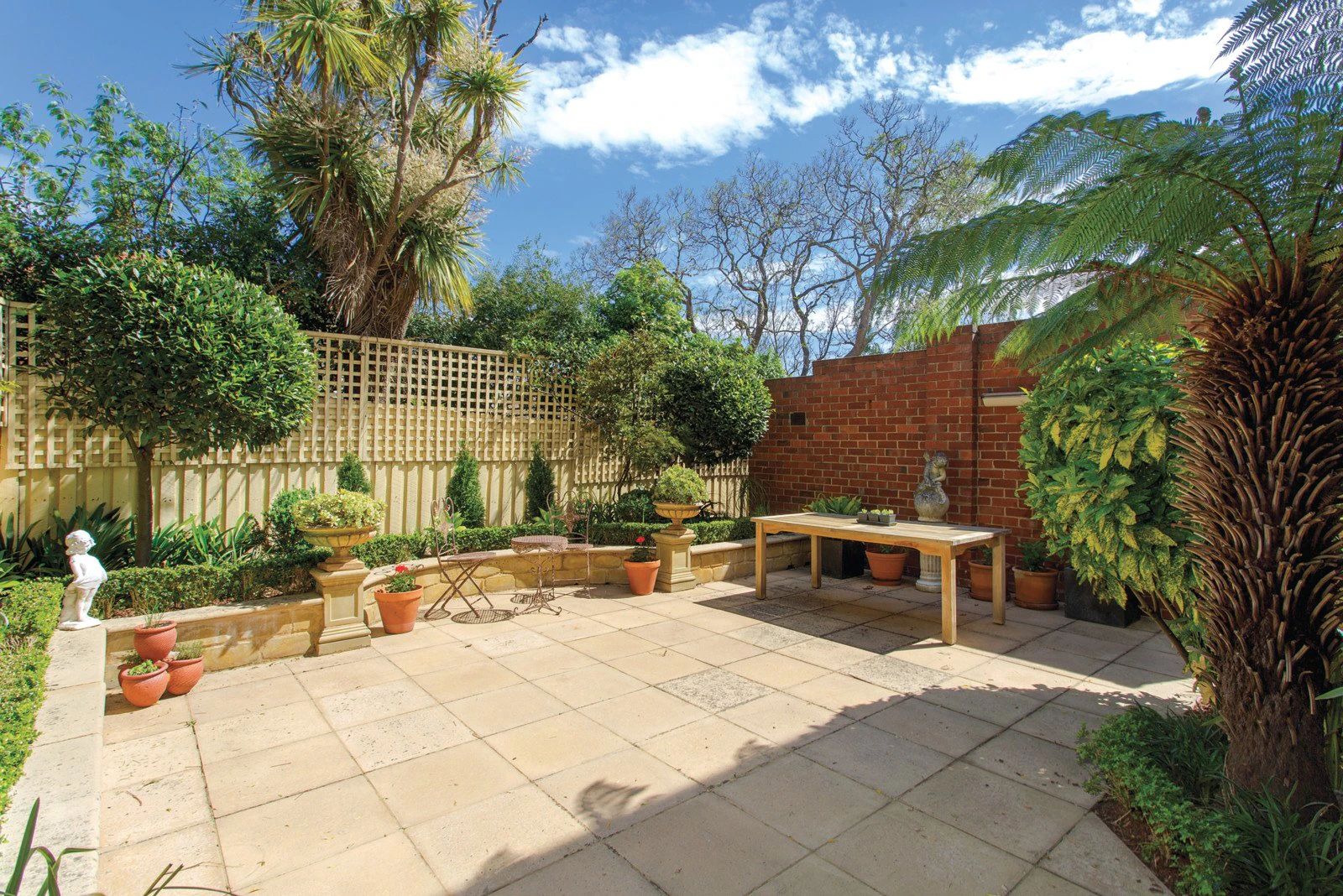 8 Corsewall Close, Hawthorn, VIC
