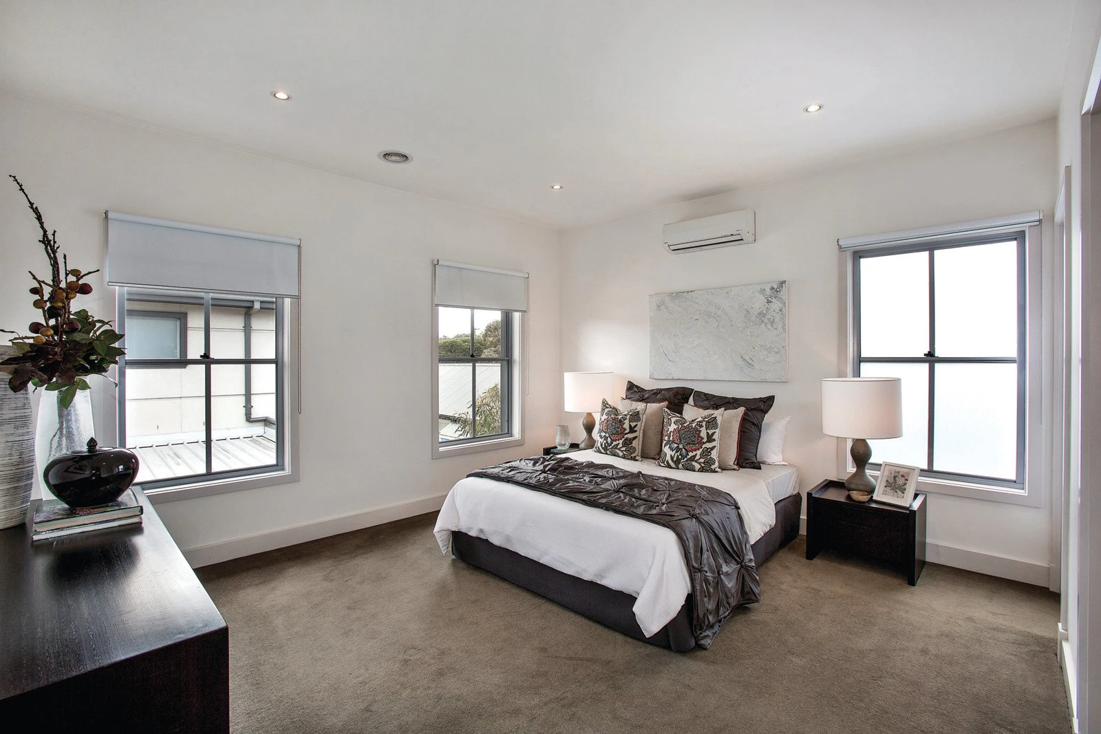 2 Olive Street, Hampton, VIC